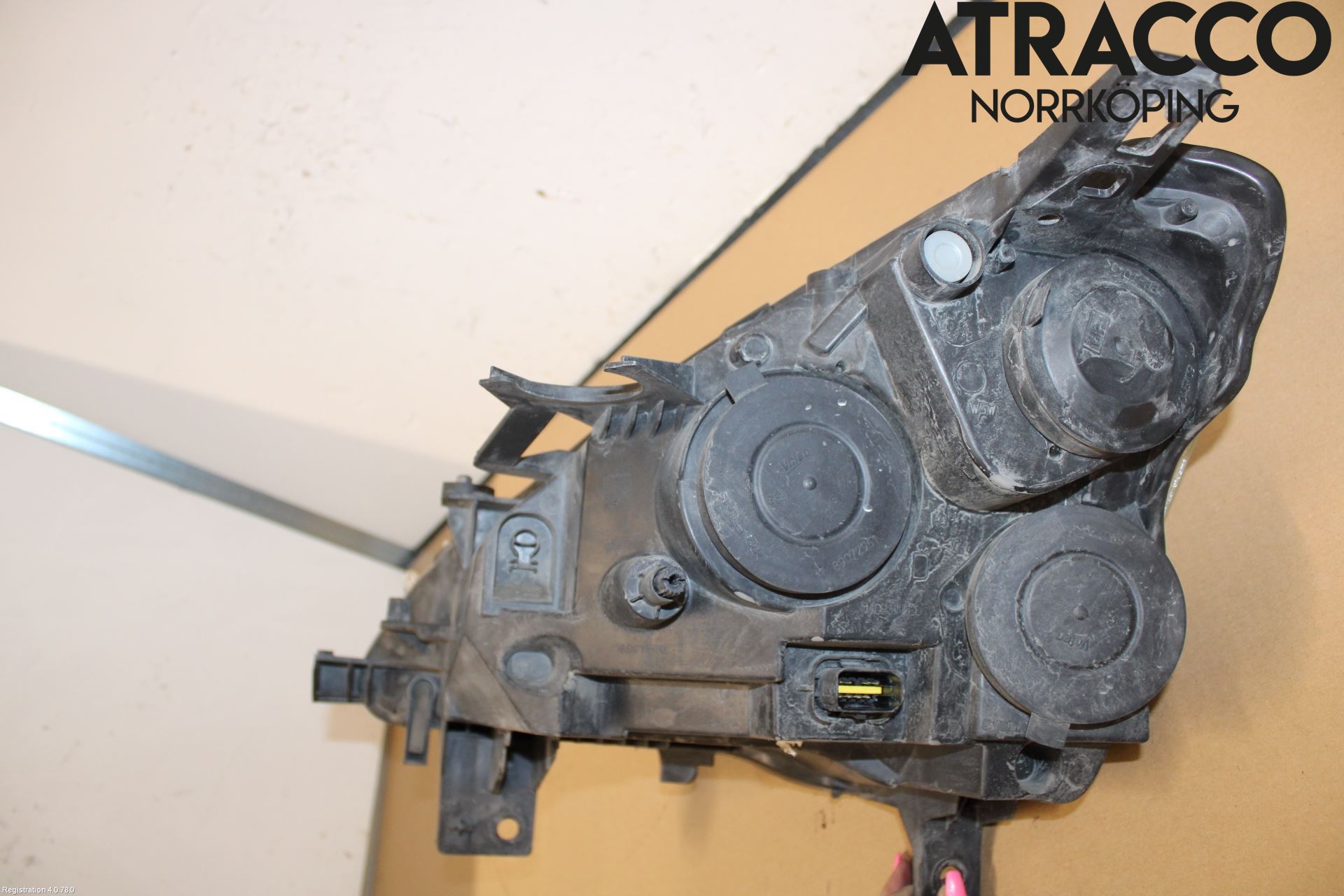 Peugeot PARTNER 08-15 Strålkastare Höger