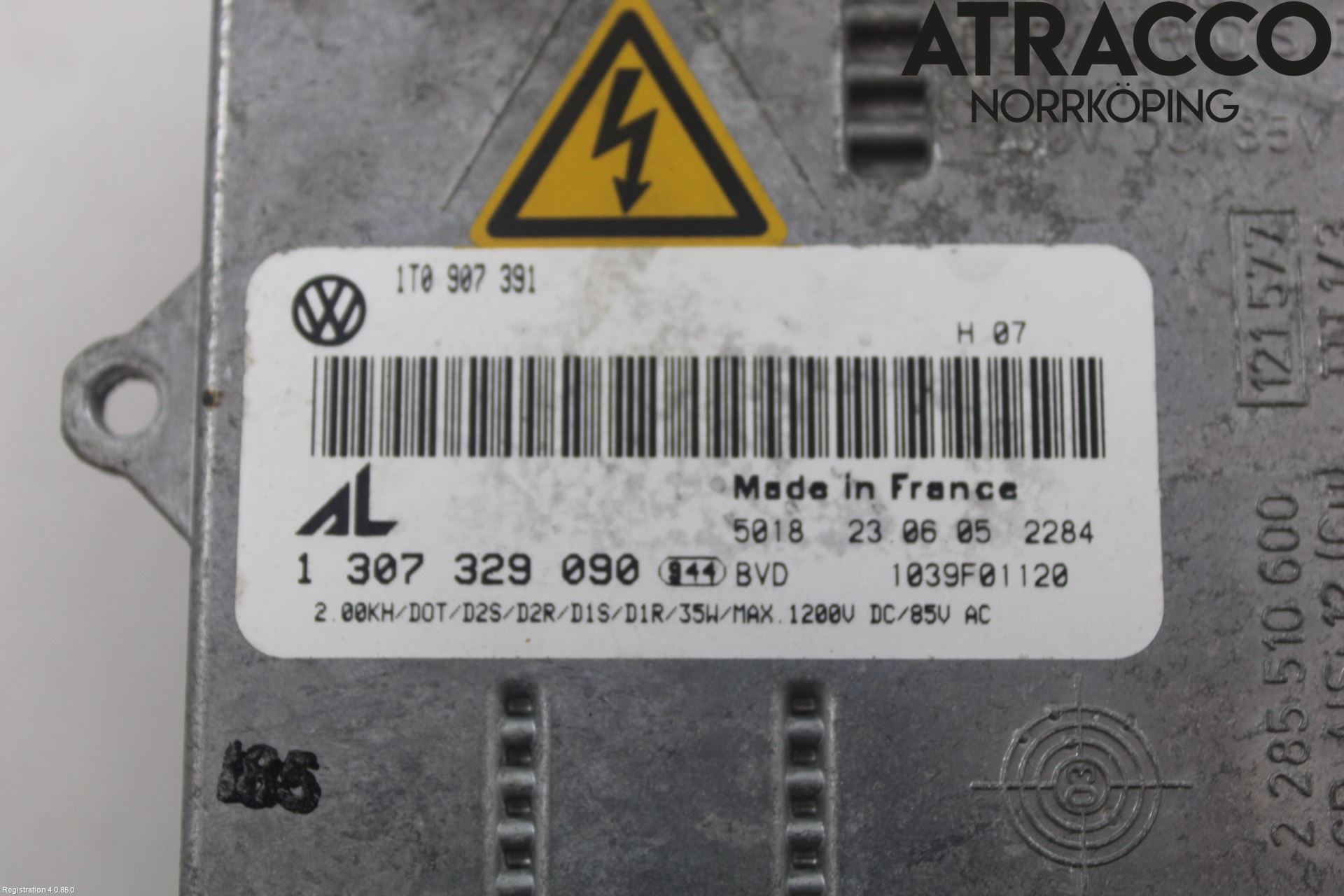 Volkswagen VW TOURAN 03-10 Styrenhet Strålkastare