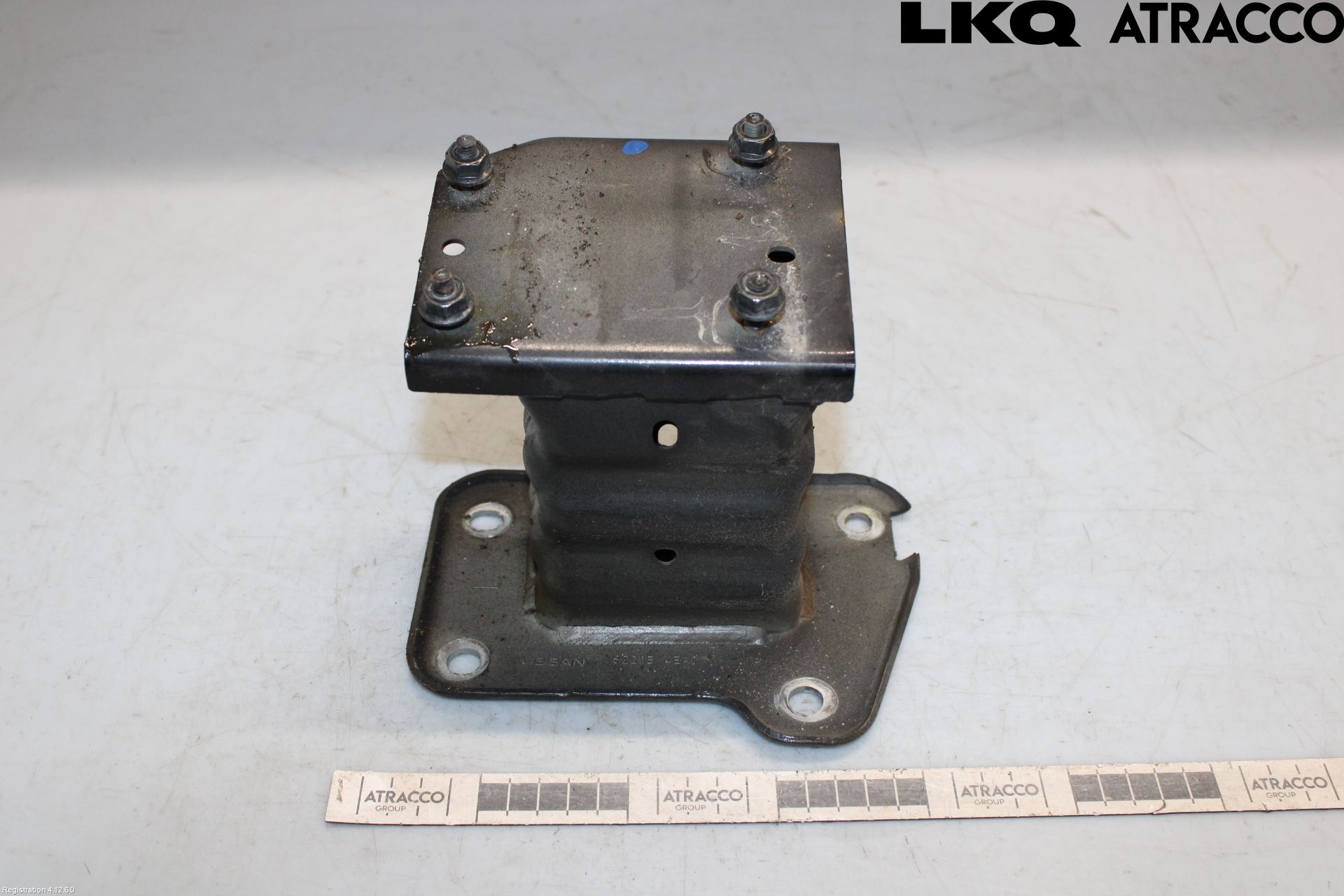 Nissan QASHQAI 14-17 Stötfångarbärjärn Fram