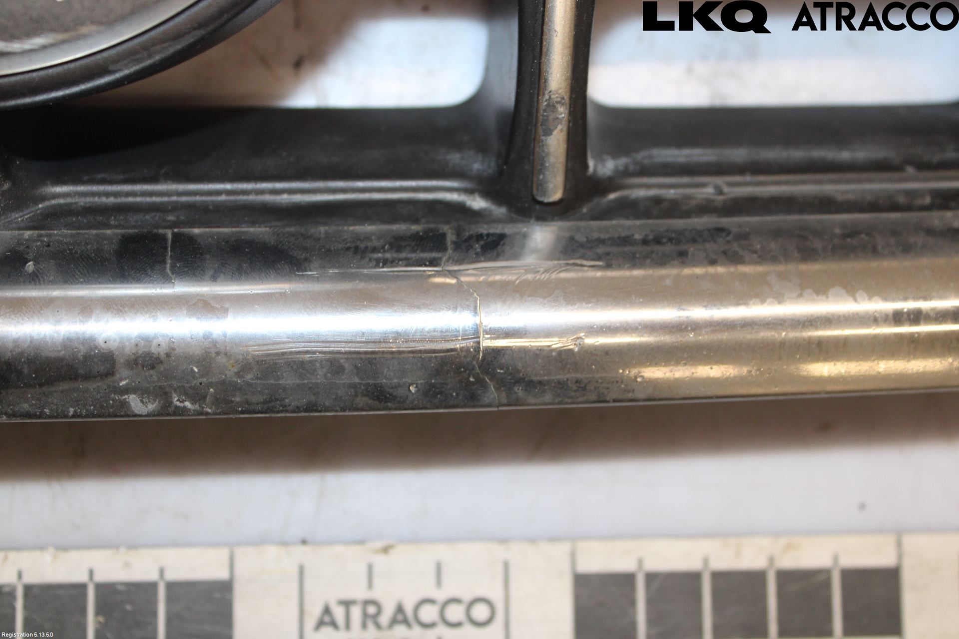 Volvo V70 08-13 Grill Komp