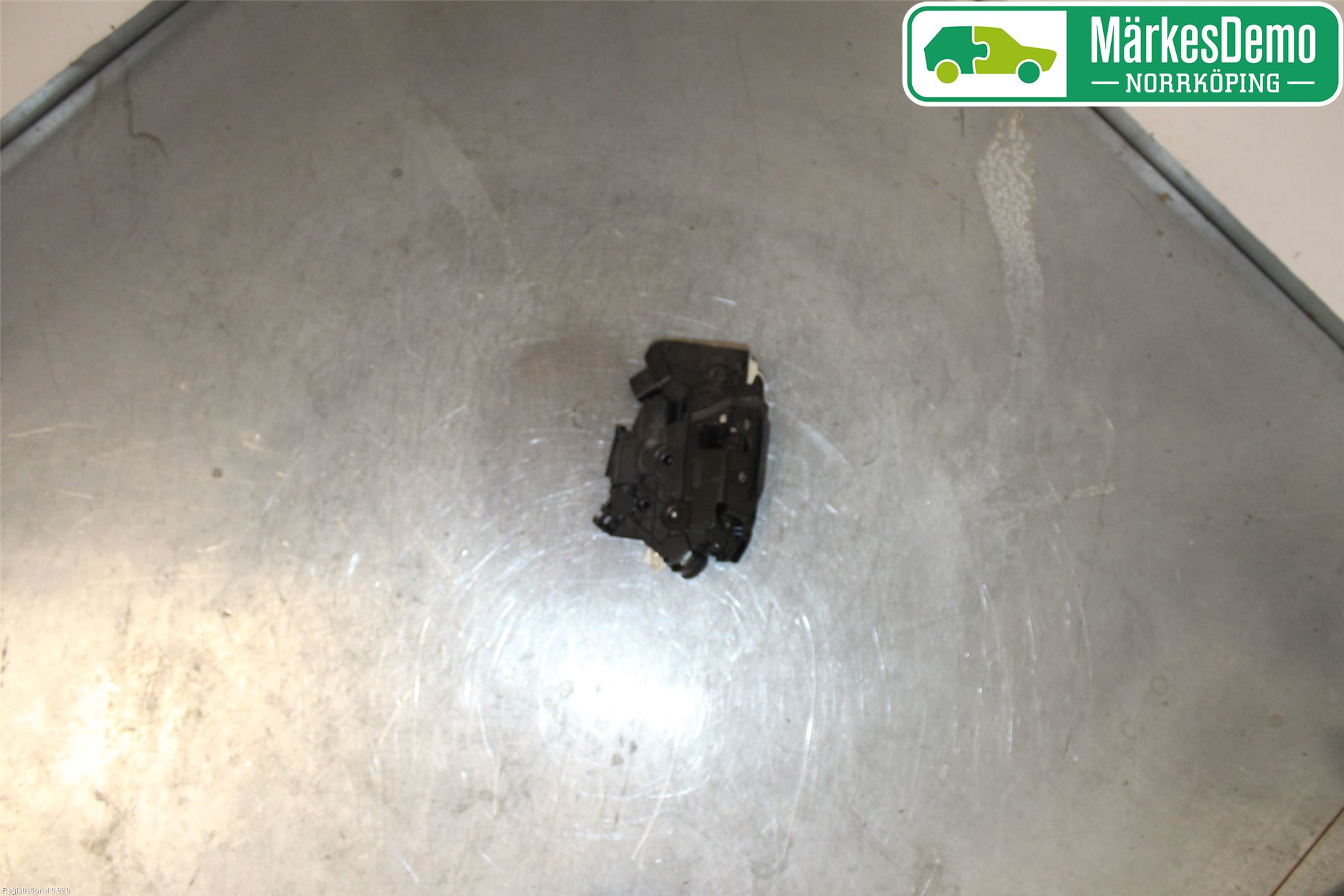 Volkswagen VW UP! / E-UP! Låskista-Dörrlås