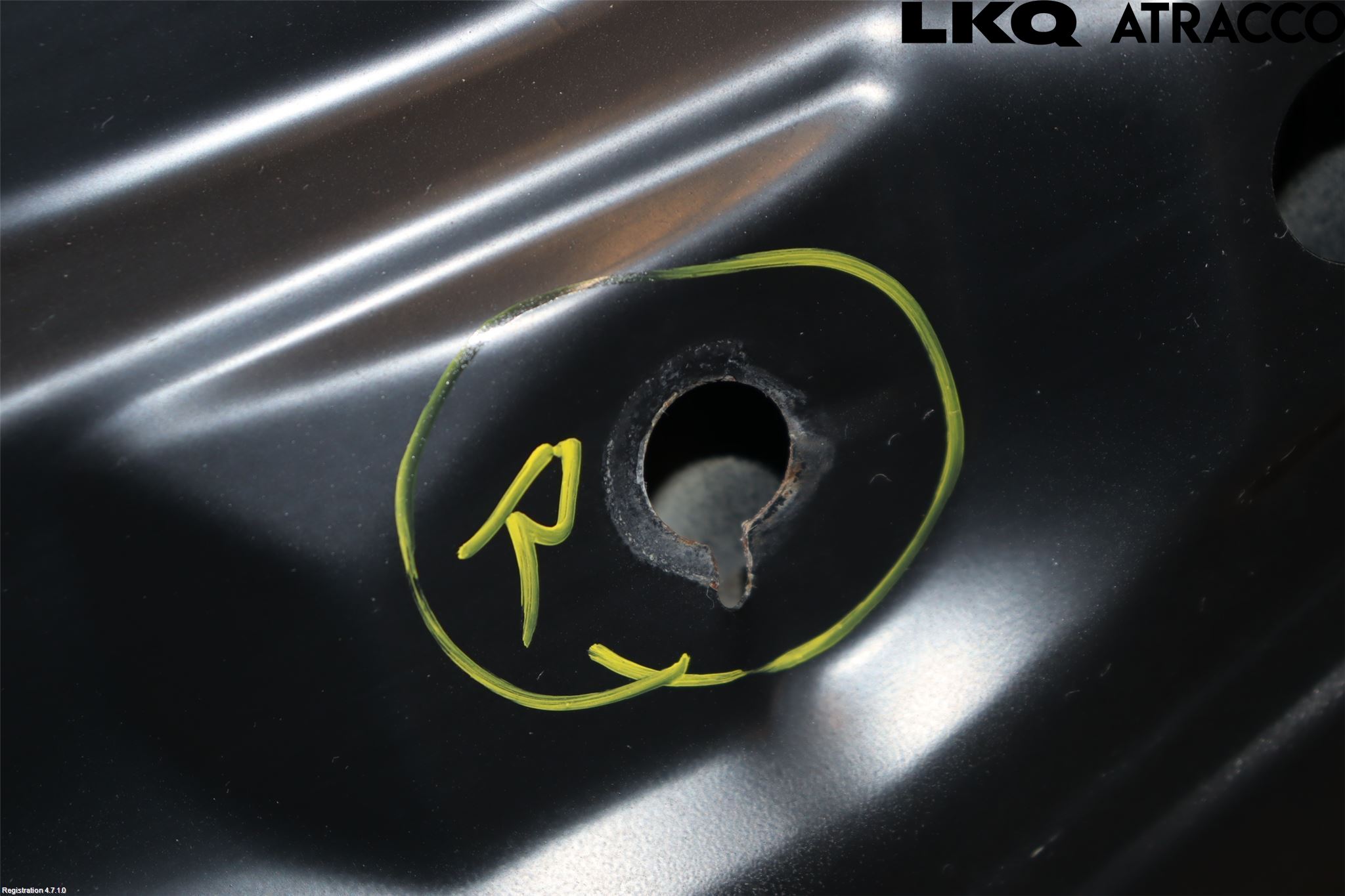 BMW 1 E87/81 5D/3D 03-11 Huv Fram