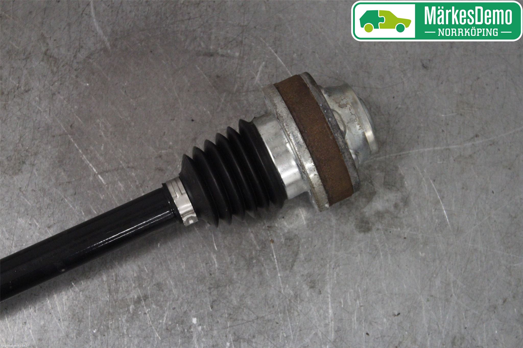 Seat LEON 13-20 Drivaxel Bak Höger