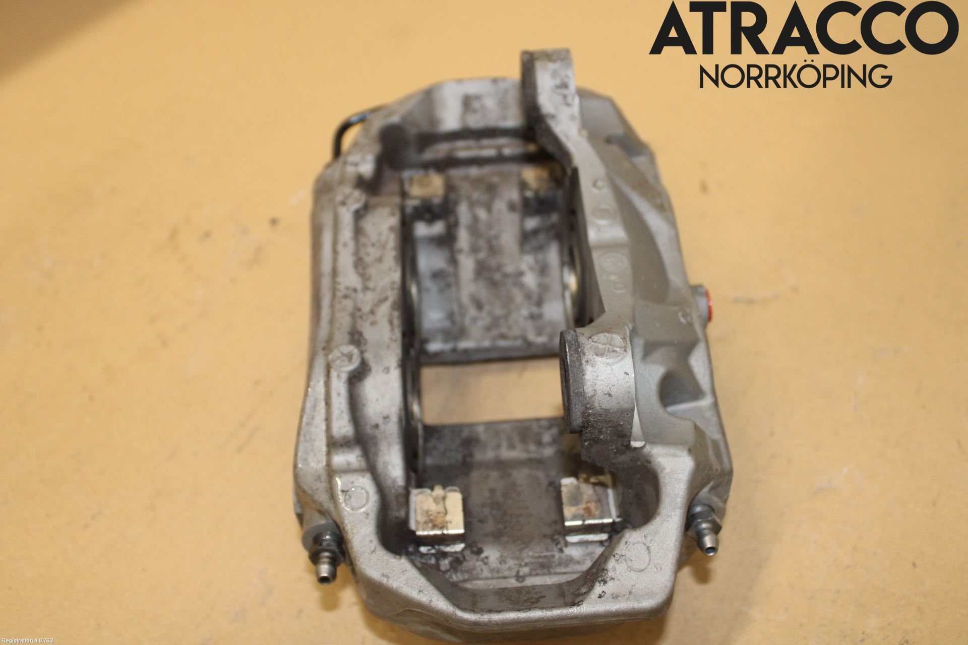 Audi A6 F2/C8 19- Bromsok Fram Vänster