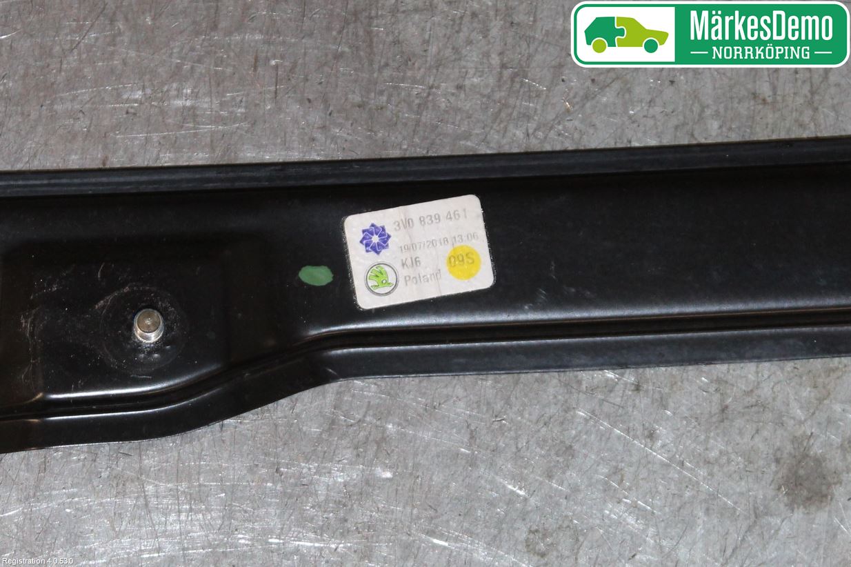 Skoda SUPERB 16-24 Fönsterhiss El Kompl