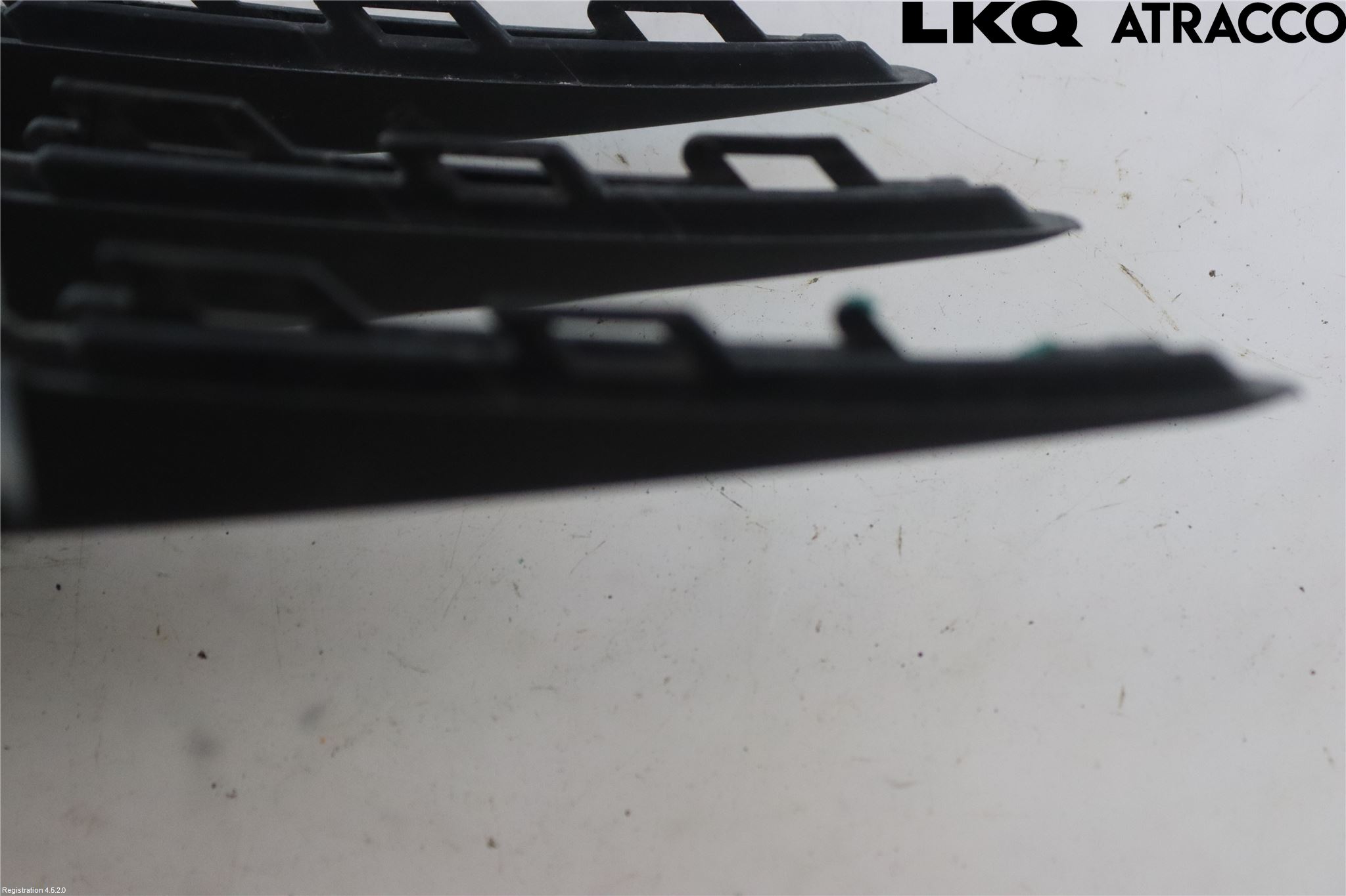 Volkswagen VW GOLF VI 09-13 Dimljussarg Fram