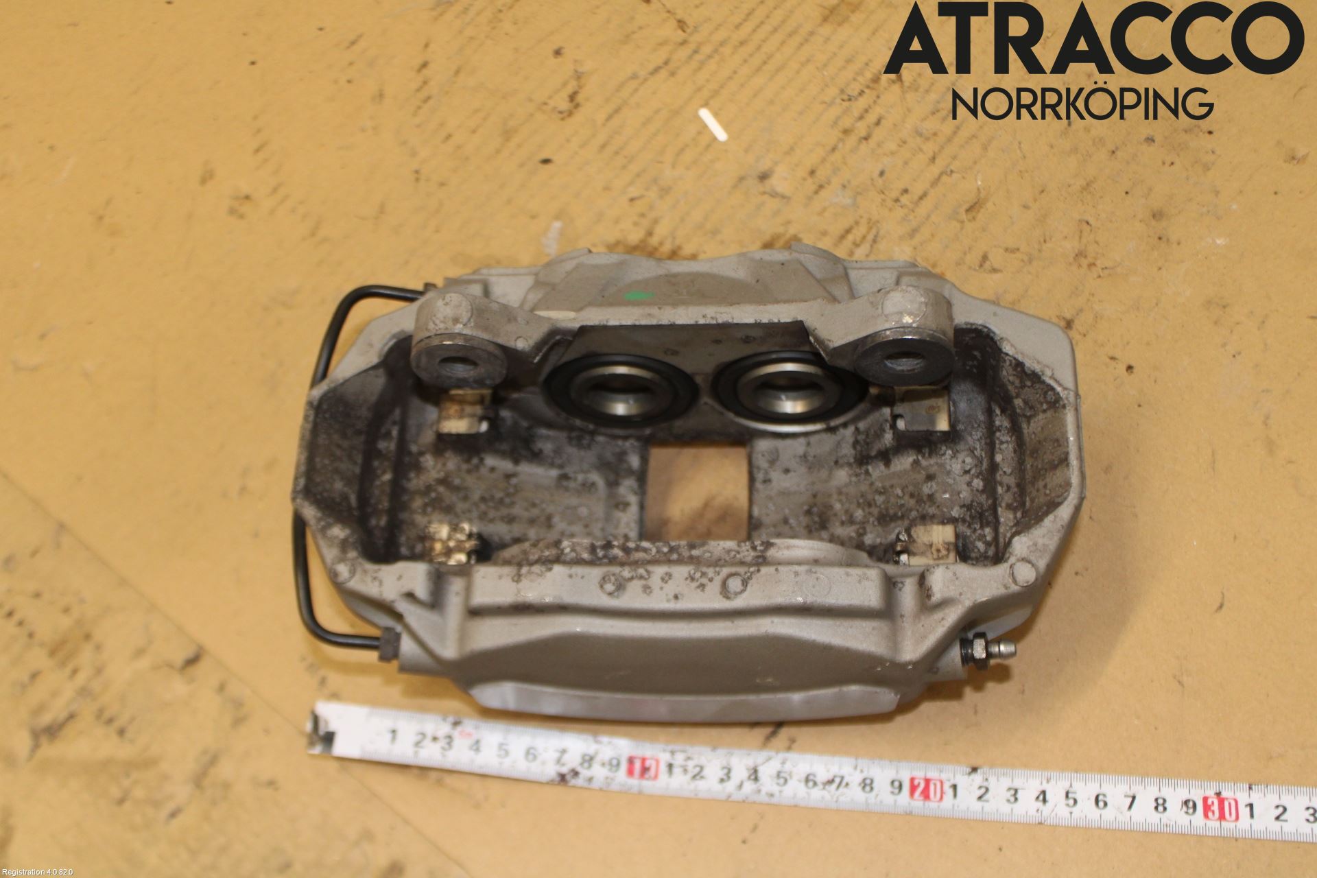 Audi A6 F2/C8 19- Bromsok Fram Vänster
