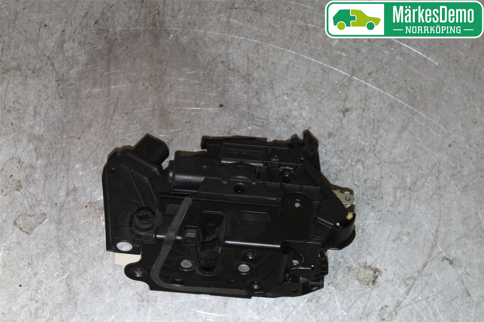 Skoda FABIA 07-14 Låskista-Dörrlås