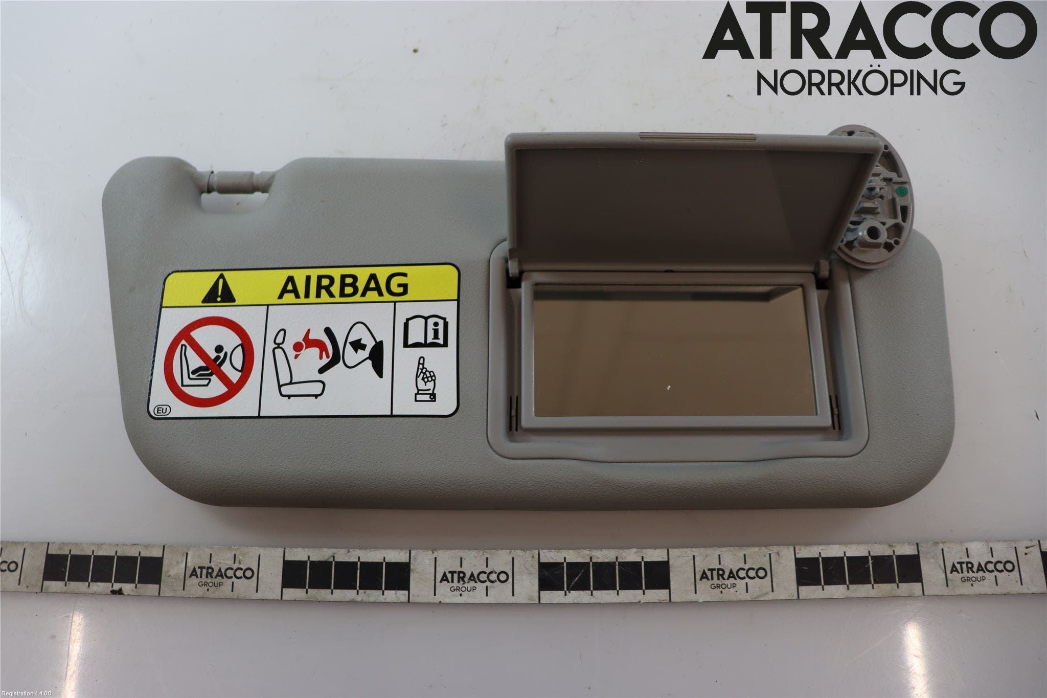 Toyota YARIS XP130 15-20 Solskydd