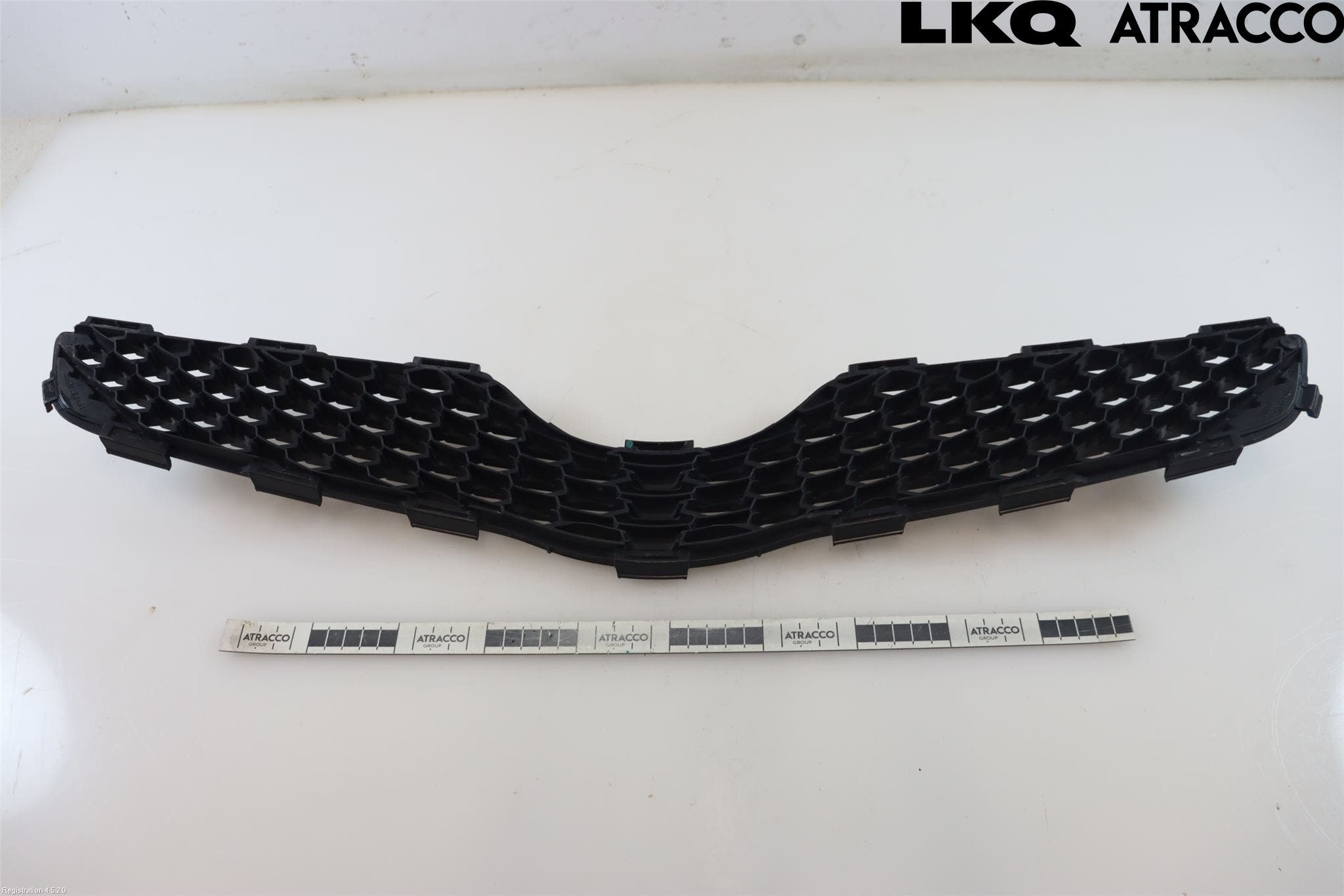 Toyota YARIS XP90 06-11 Grill-Galler