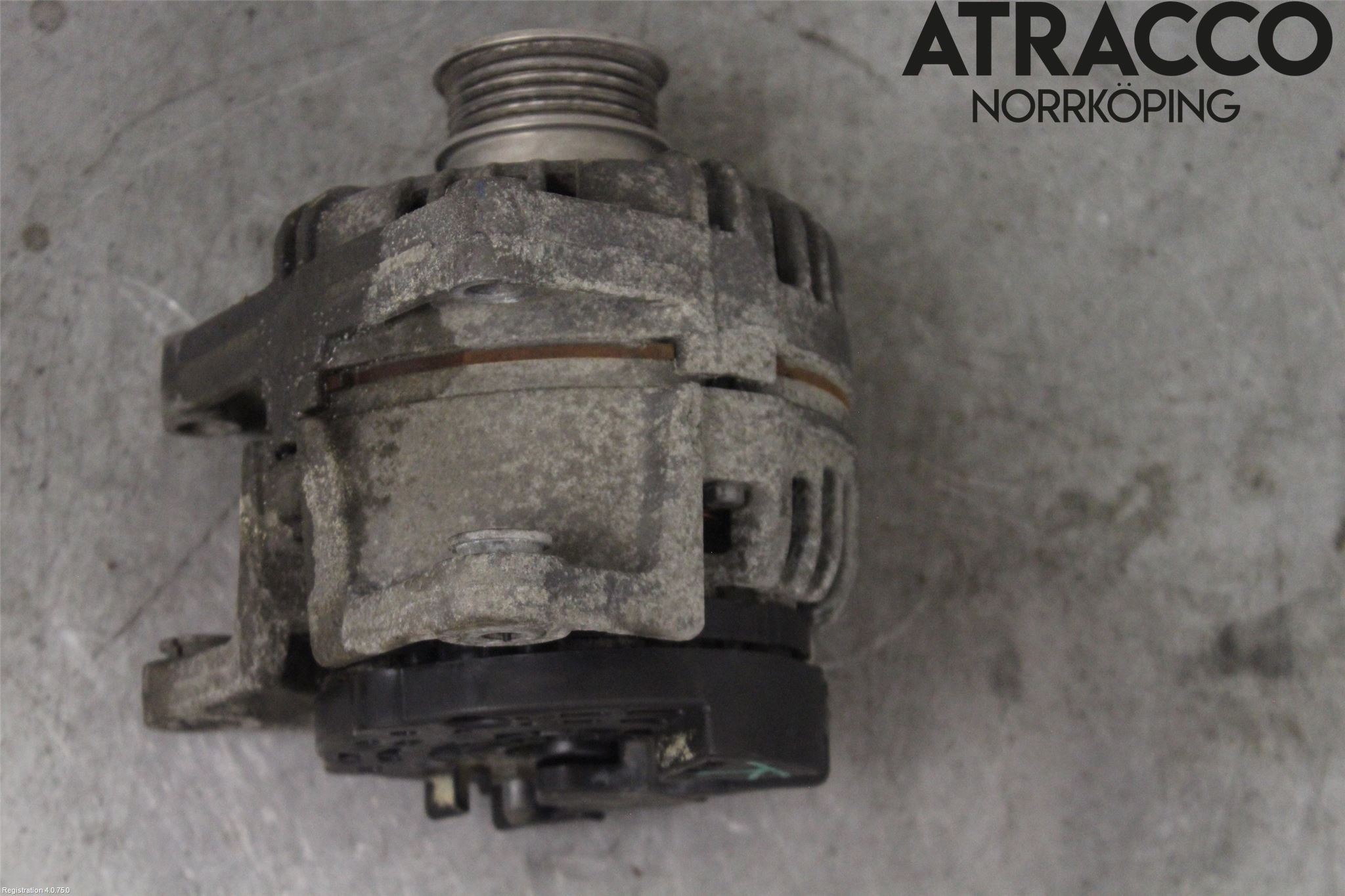 Opel ZAFIRA B 06-14 Generator