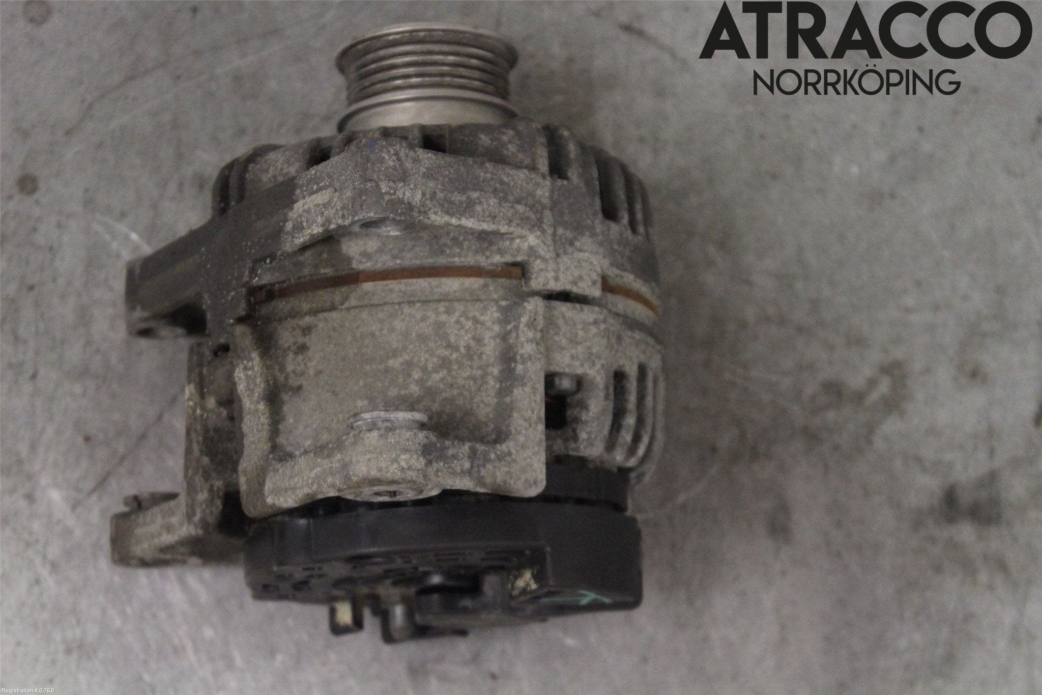 Opel ZAFIRA B 06-14 Generator