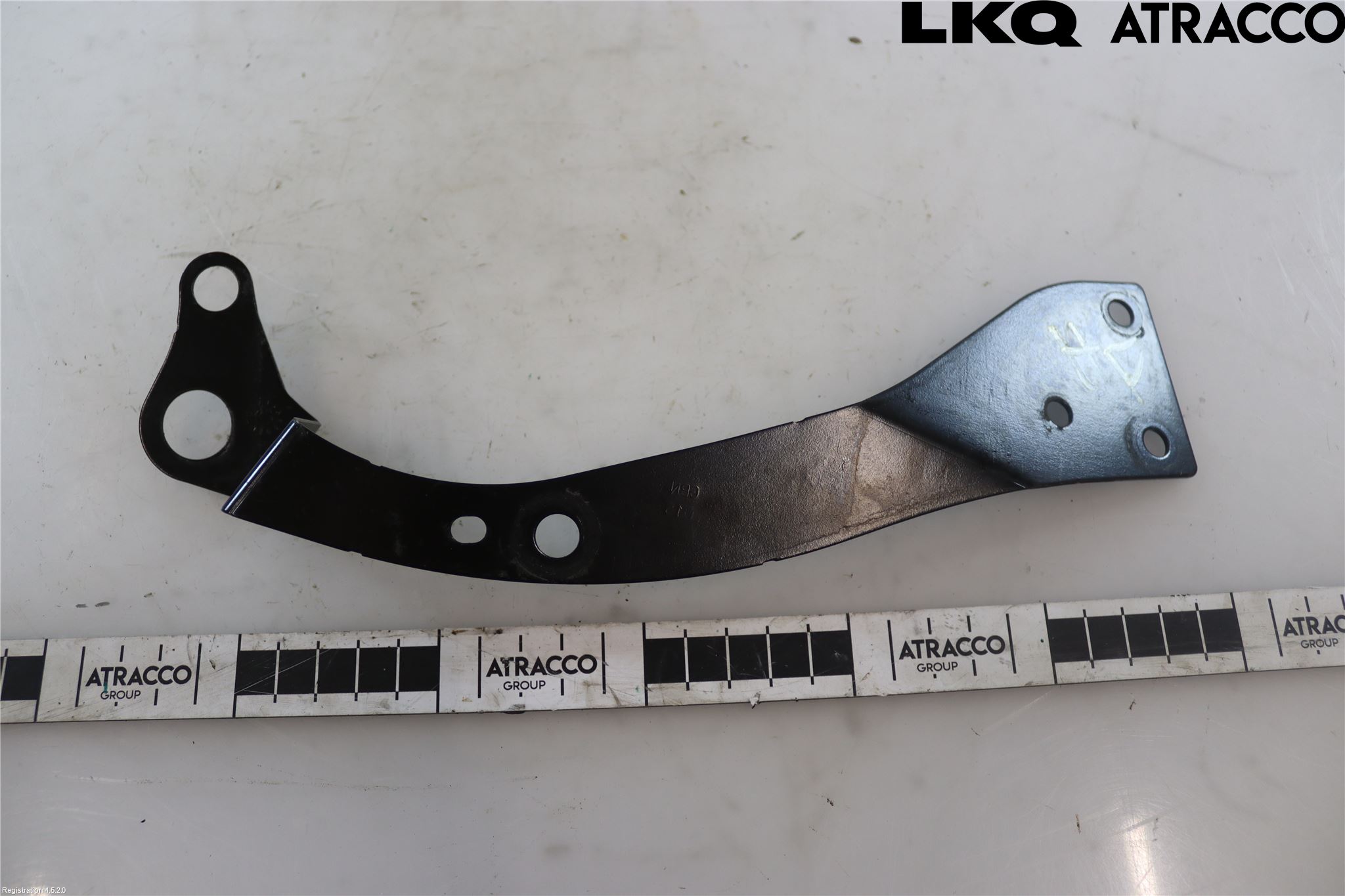 Audi A4/S4 05-07 Frontplåt