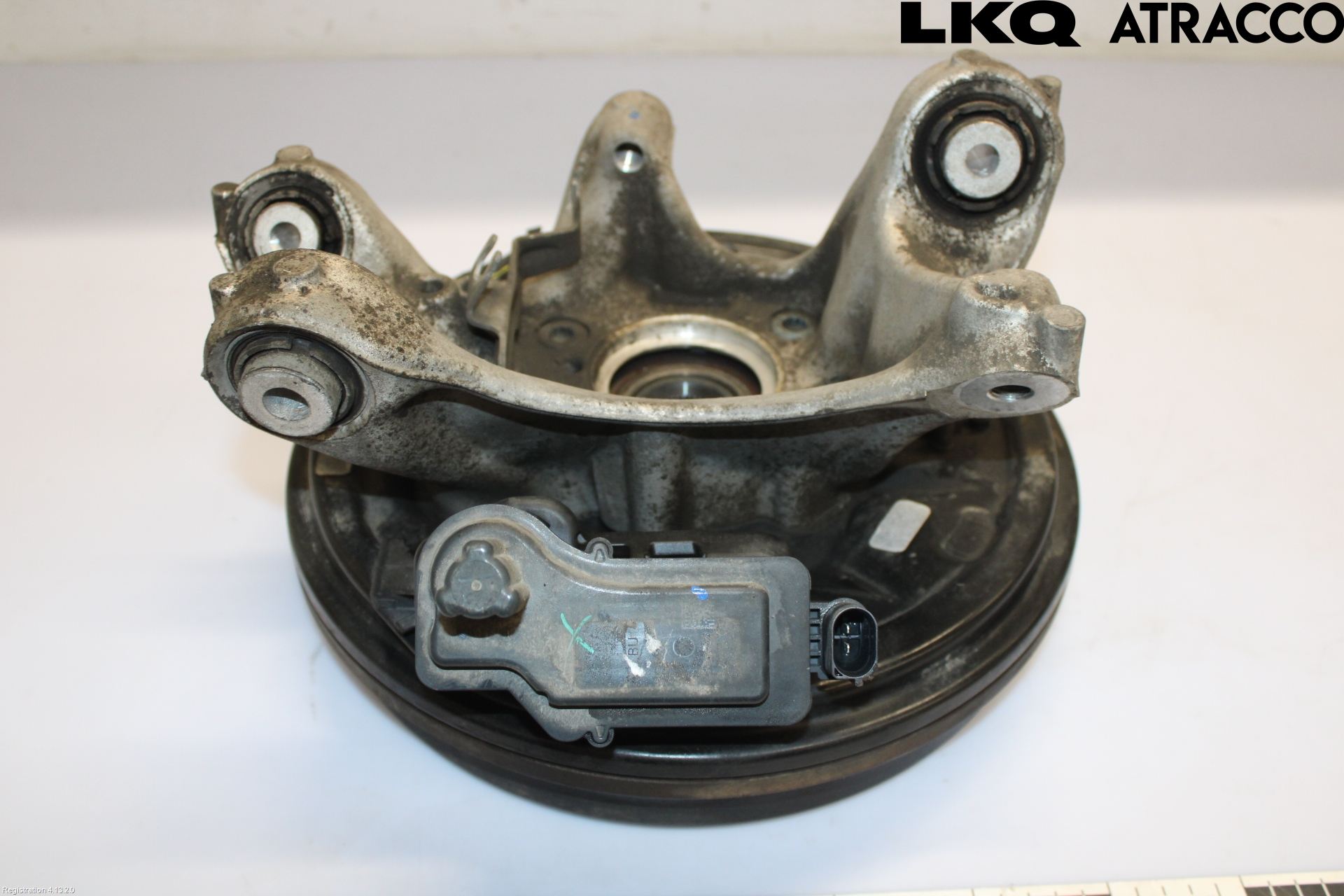Volkswagen VW ID.5 22- Hjullagerhus-Spindel Hö B