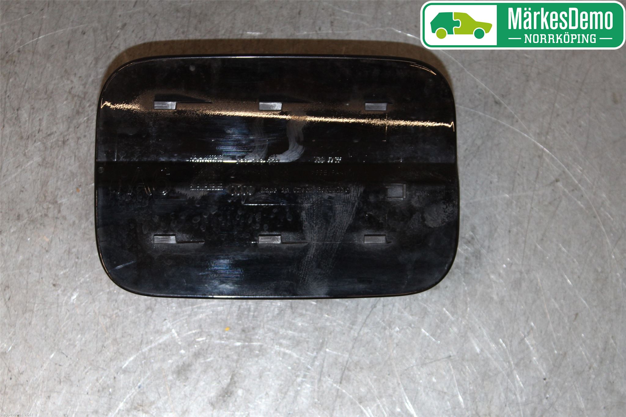 Audi A6 ALLROAD 12-18 Tanklucka