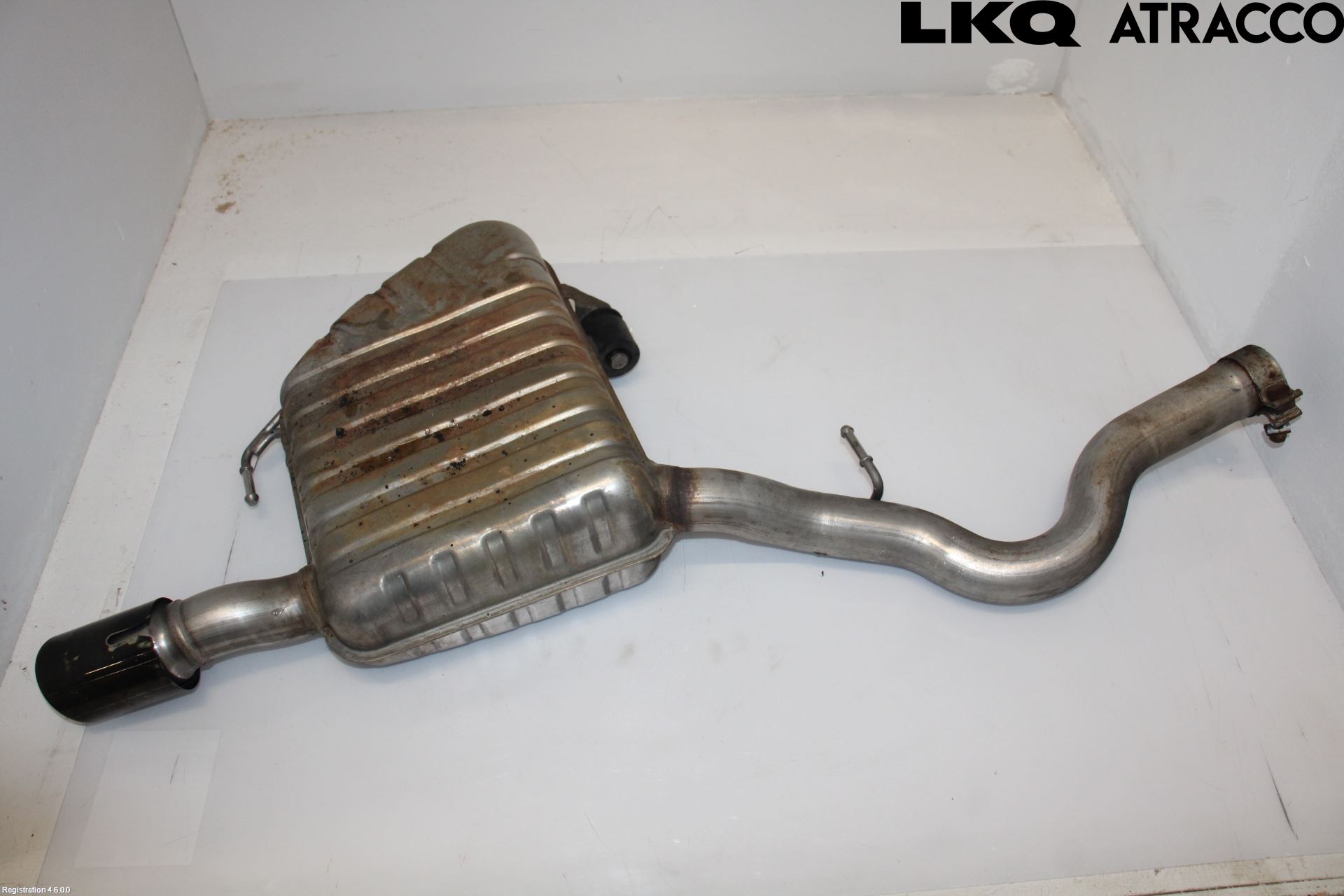 Jaguar F-PACE Avgas Bakre Dämpare