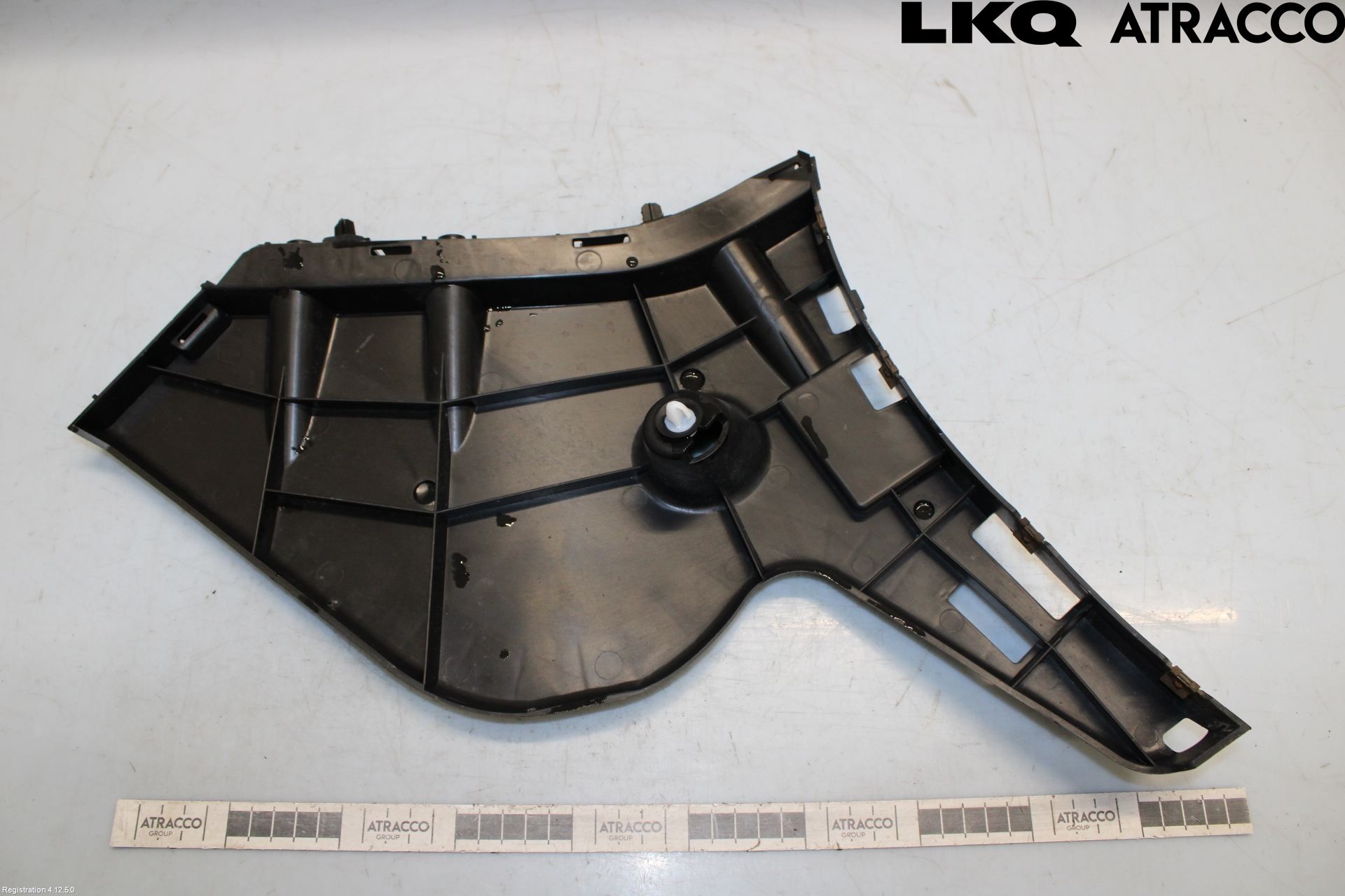 Volvo V60 14-18 Stötfångarfäste Bak Vä