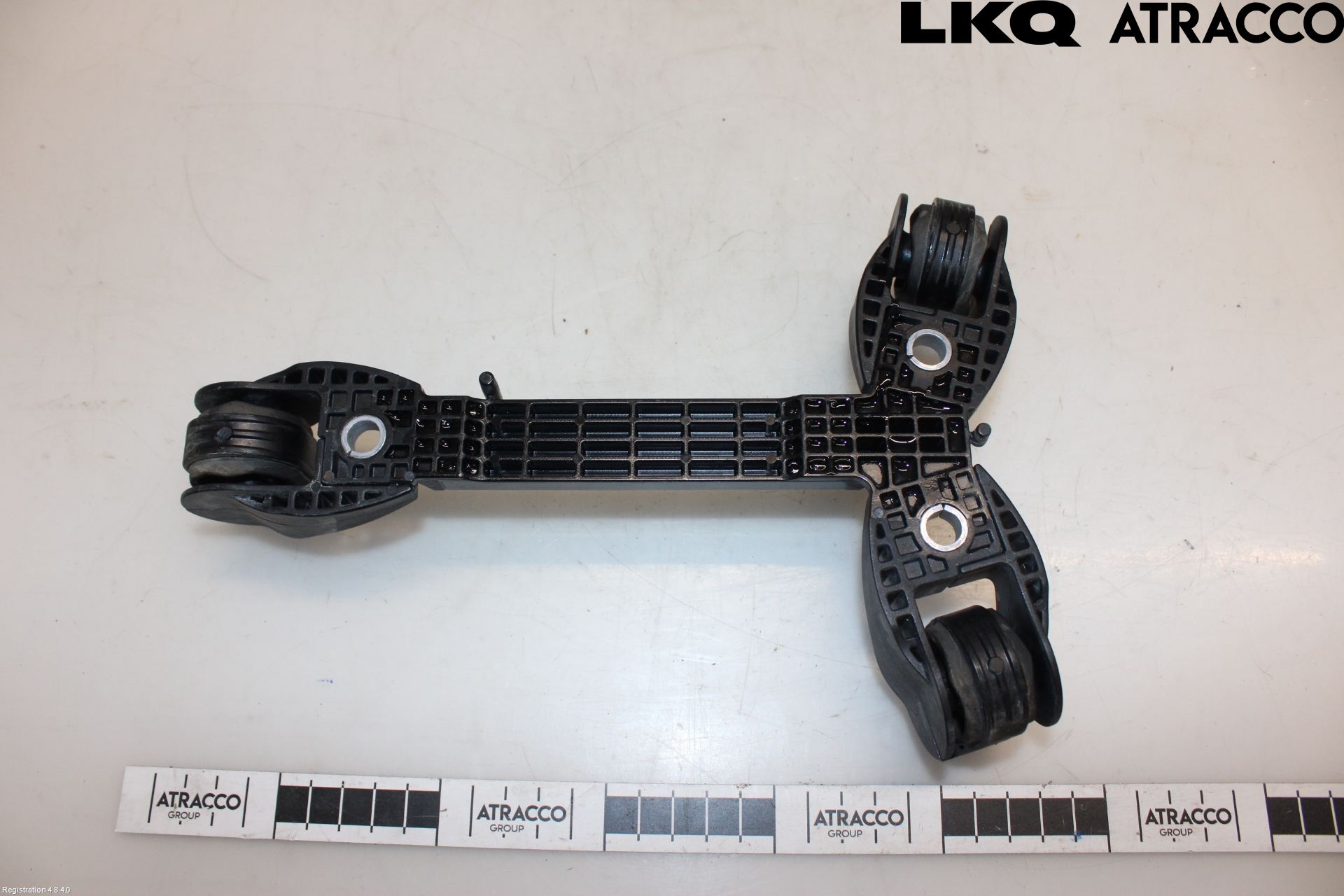 Skoda ENYAQ iV 21- Ac Kompressor-Fäste