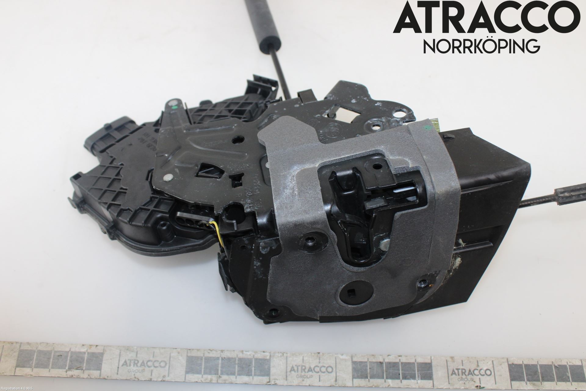 Jaguar F-PACE Låskista-Dörrlås