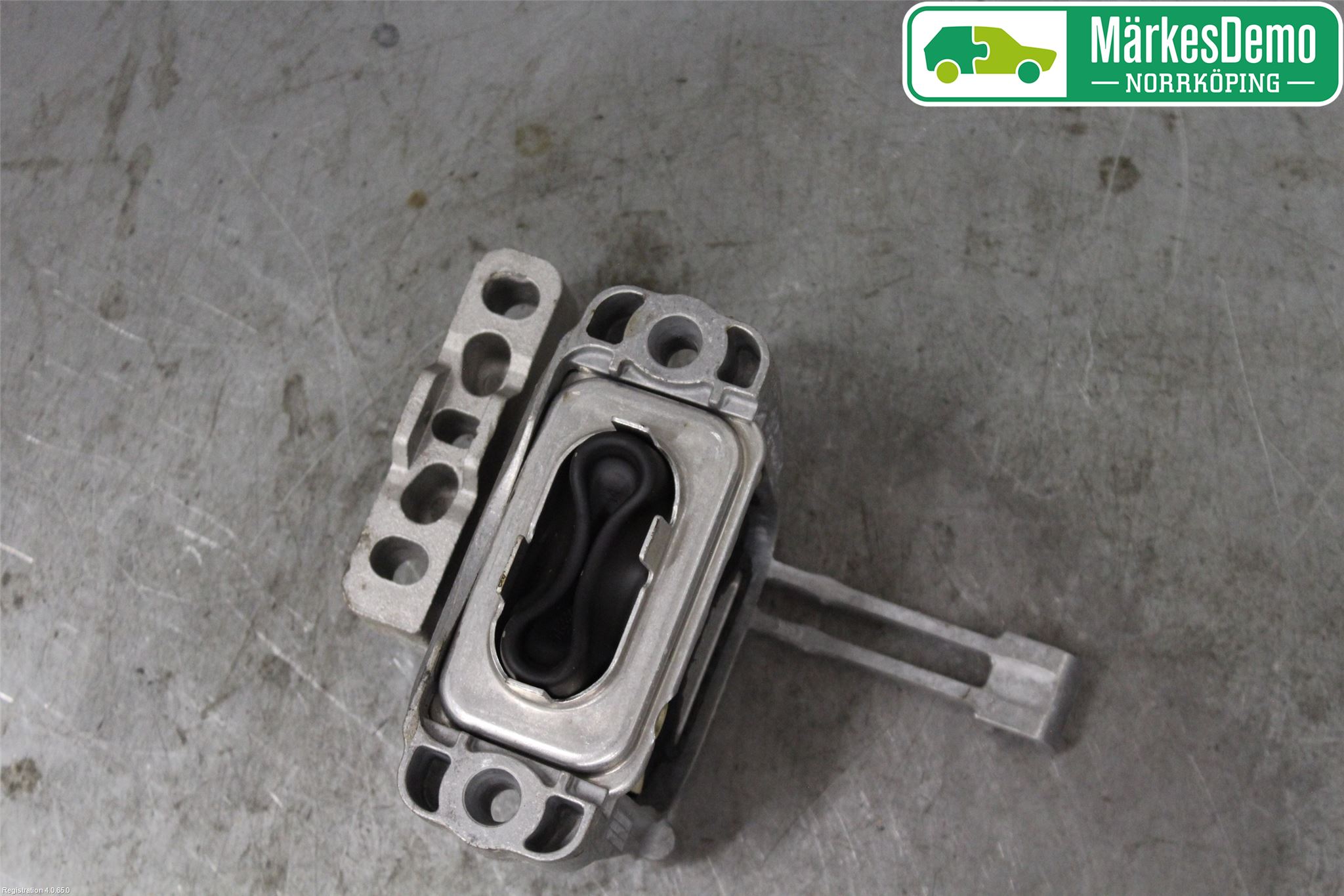 Volkswagen VW GOLF / E-GOLF VII 13-20 Motorfäste