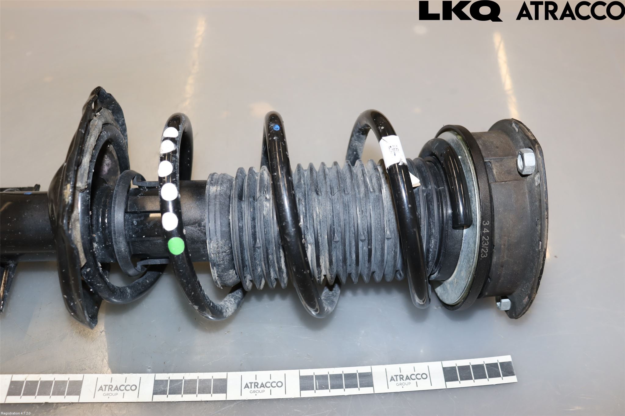 Skoda SCALA 19- Fjäderben Fram Vänster