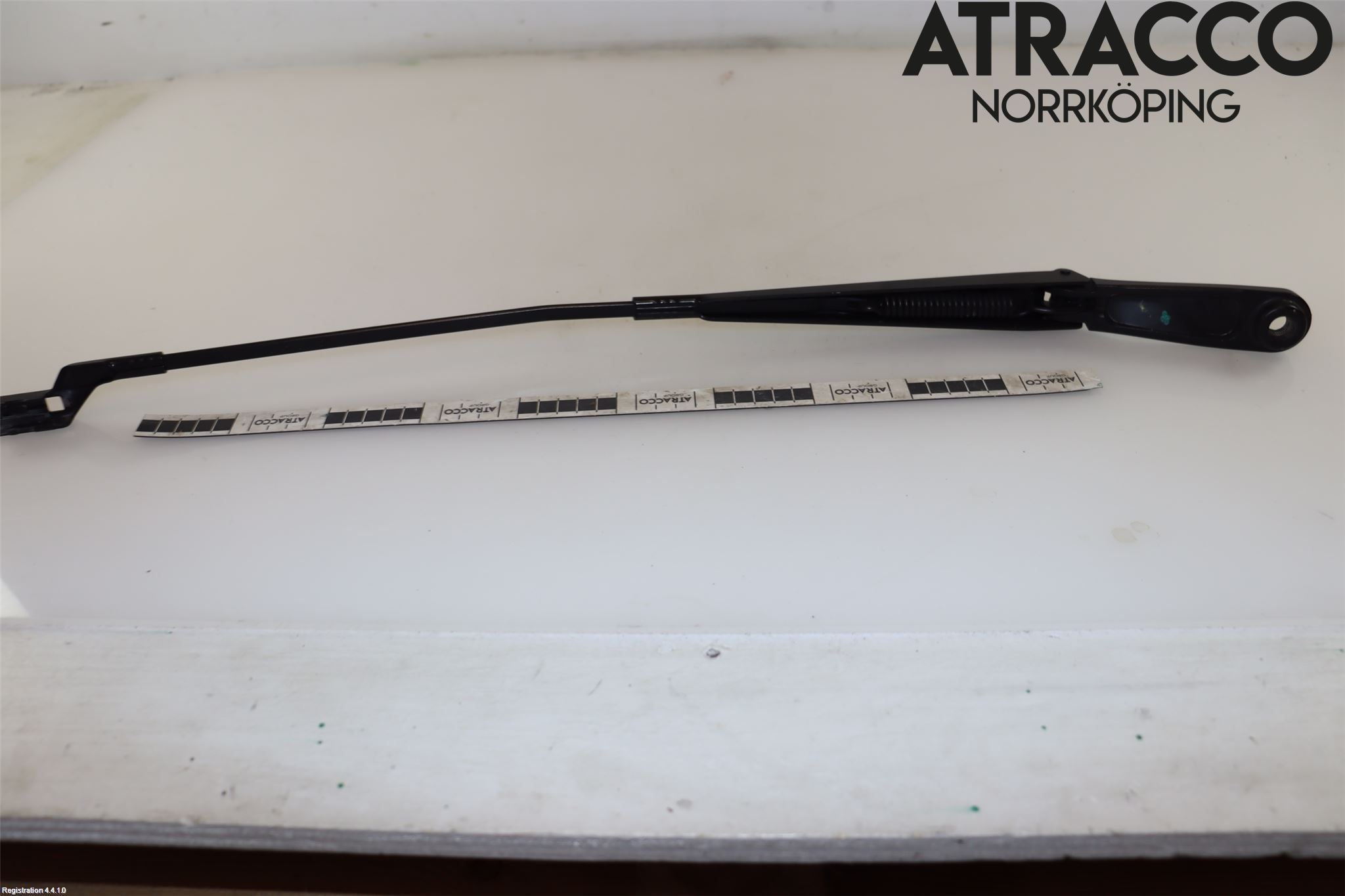 Volkswagen VW TOUAREG CR 18- Torkararm Armar Vindruta