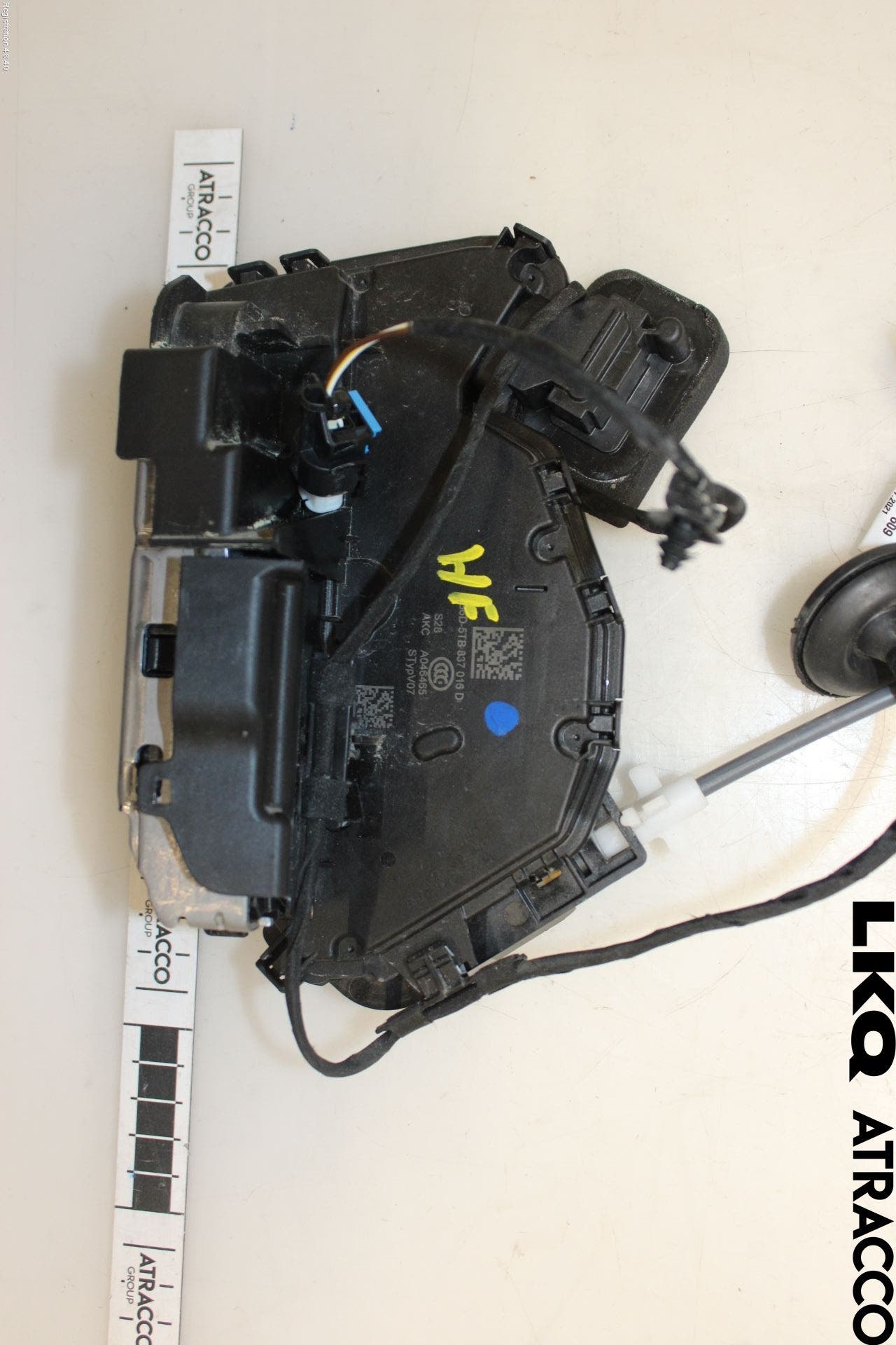 Skoda ENYAQ iV 21- Låskista-Dörrlås