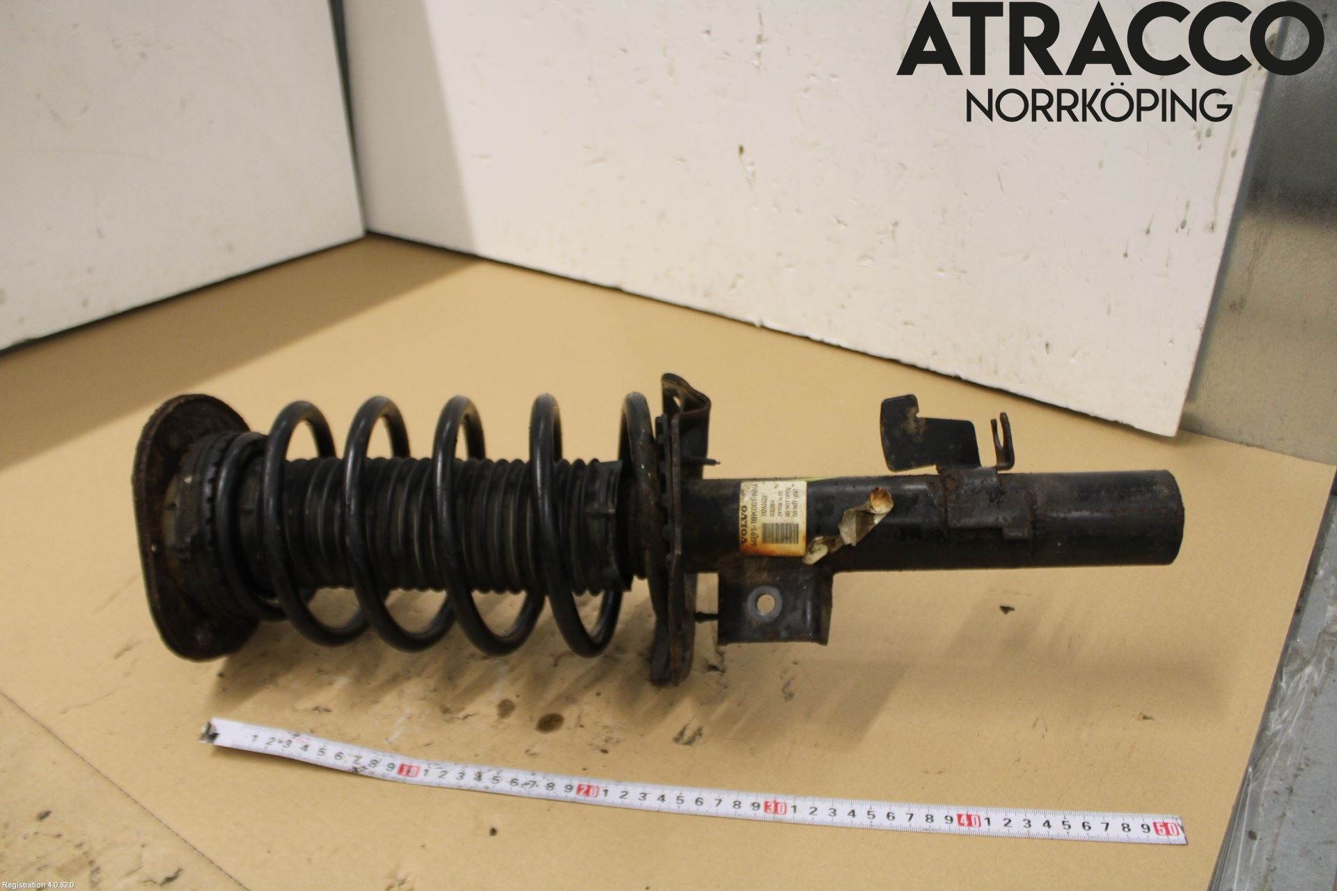 Volvo V70 08-13 Fjäderben Fram Vänster