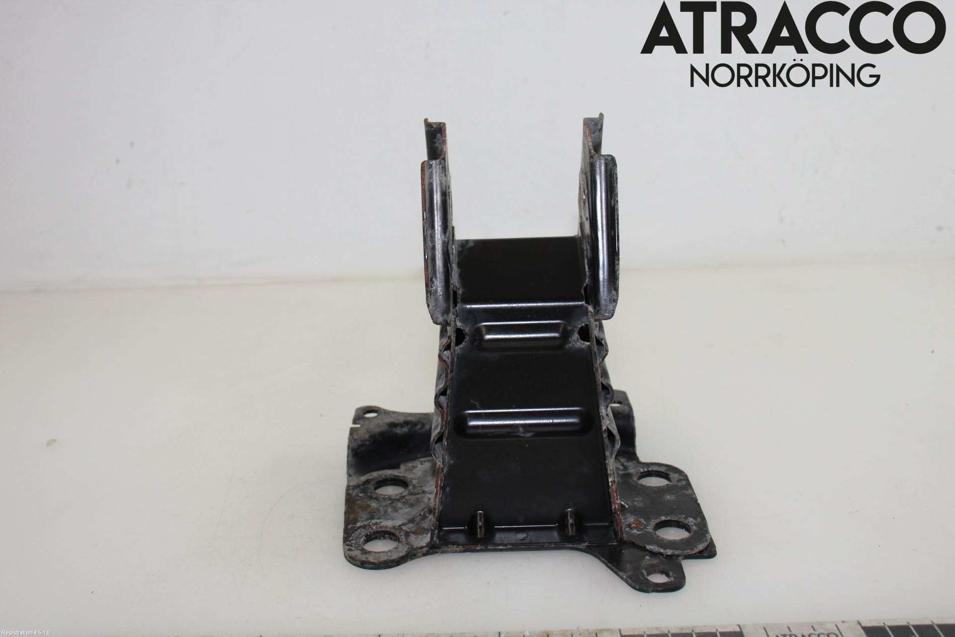 Audi A3/S3 05-13 Stötfångarbärjärn Fram