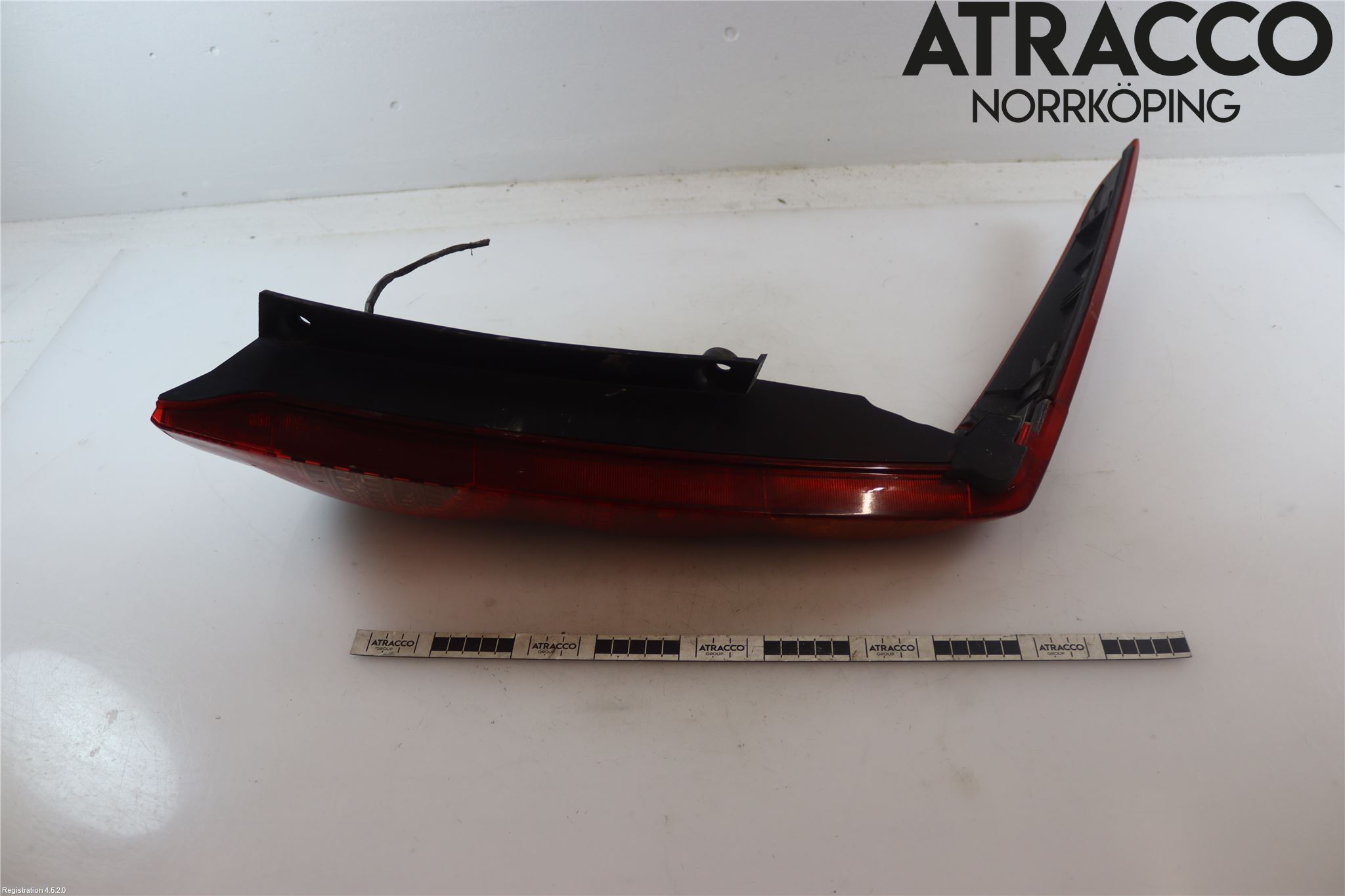 Nissan NOTE E11 06-14 Bakljus Höger