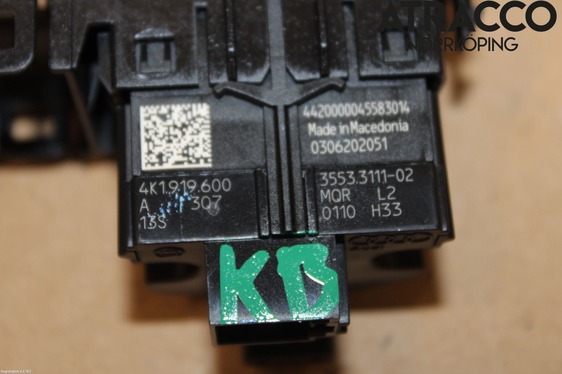 Audi A6 F2/C8 19- Strömställare Fader-Högtalare