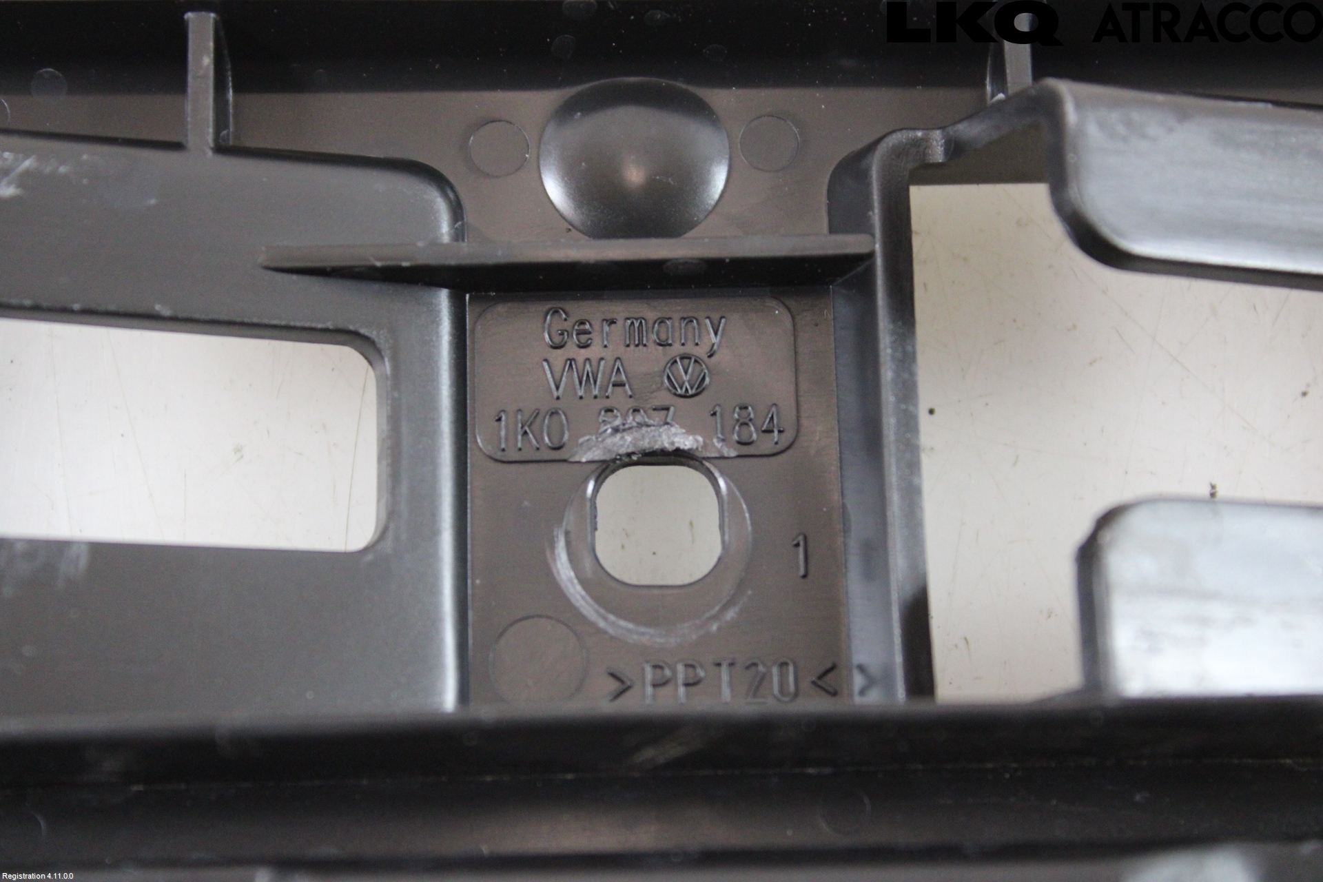 Volkswagen VW GOLF V 04-09 Stötfångarfäste Fram Hö