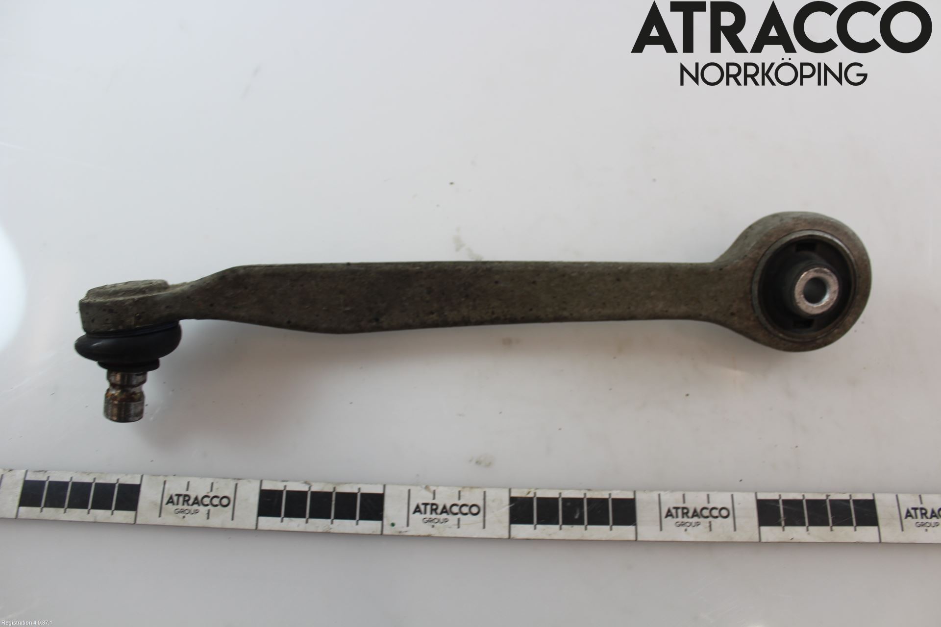 Audi A4/S4 99B-00 Bärarm Fram Övre Vä