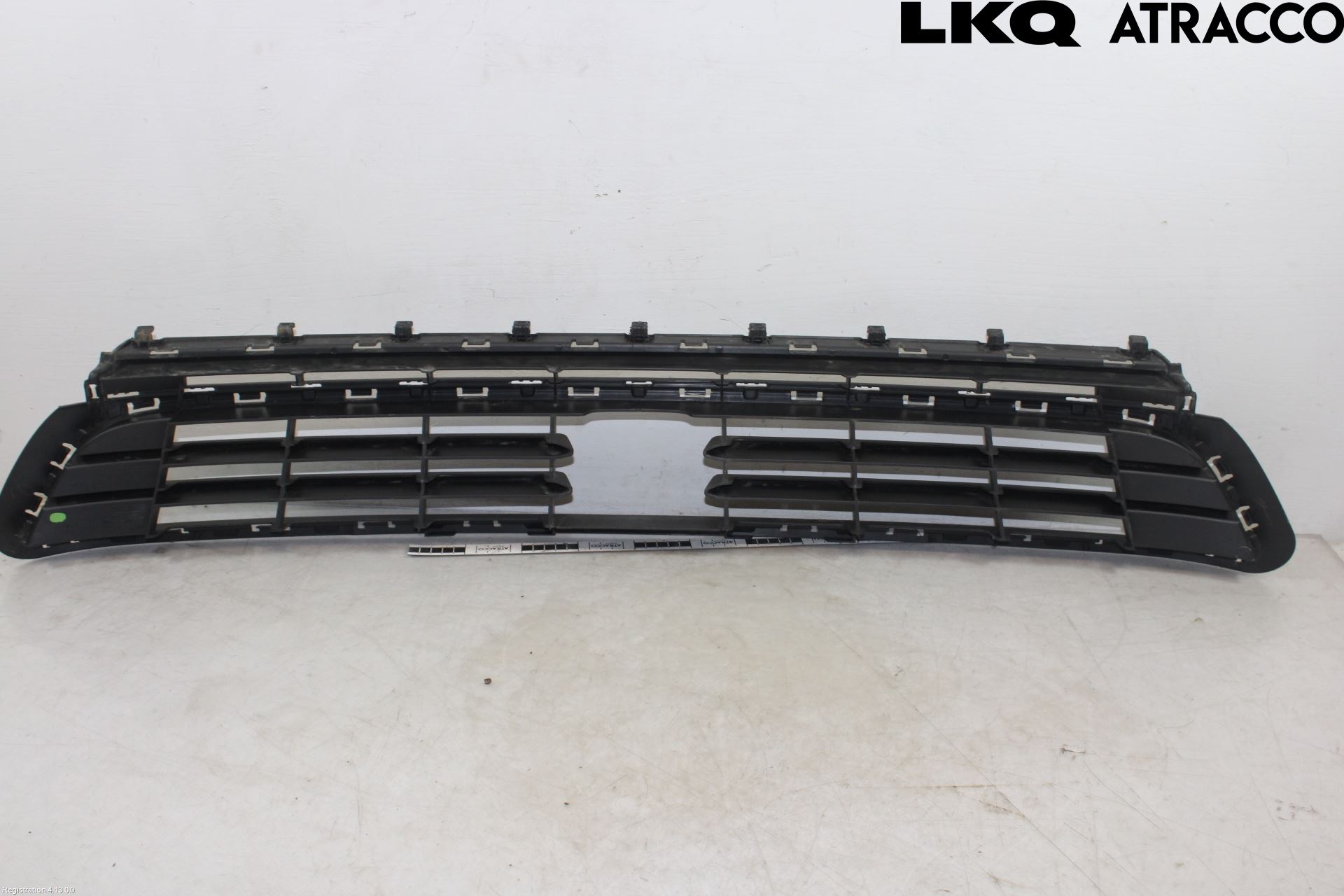 Volkswagen VW GOLF / E-GOLF VII 13-20 Grilldel Mitt