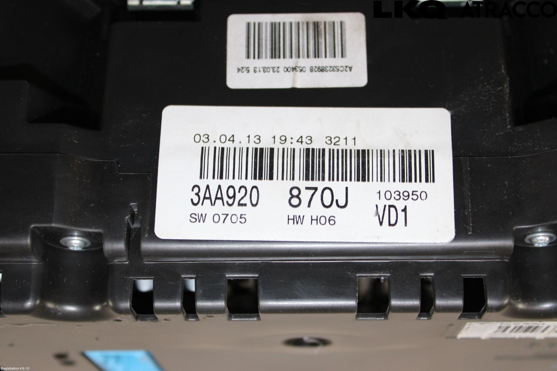 Volkswagen VW PASSAT 11-14 Instrument Komb