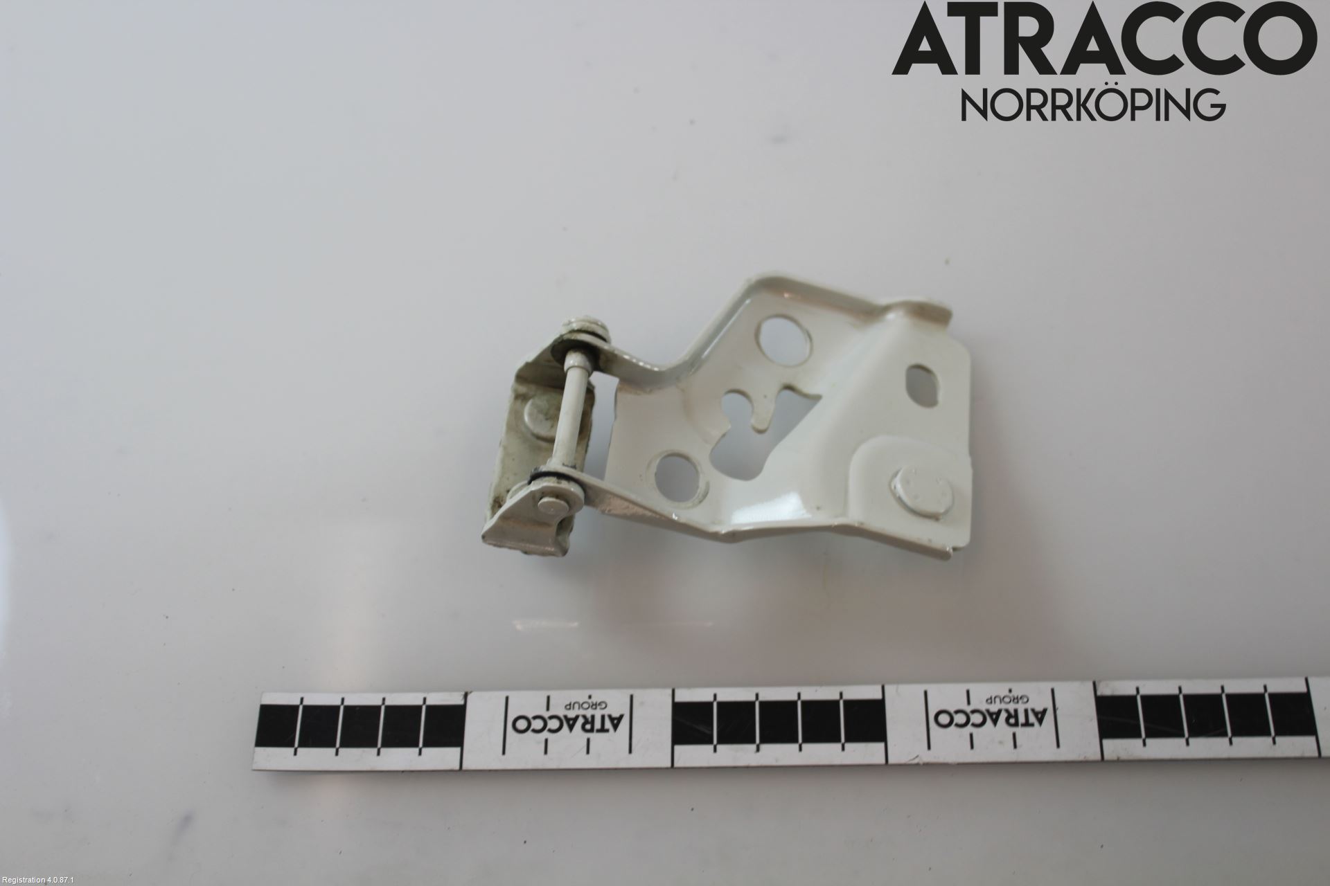Toyota AYGO 15-21 Bakluckegångjärn Vä