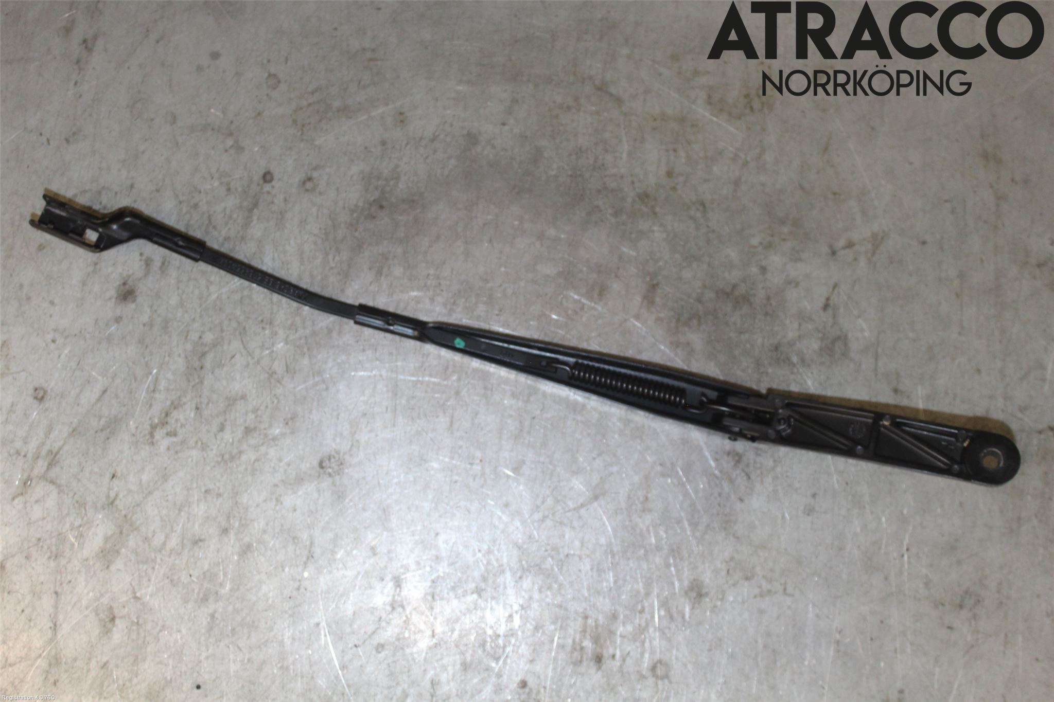 Seat ATECA 16->> Torkararm Armar Vindruta