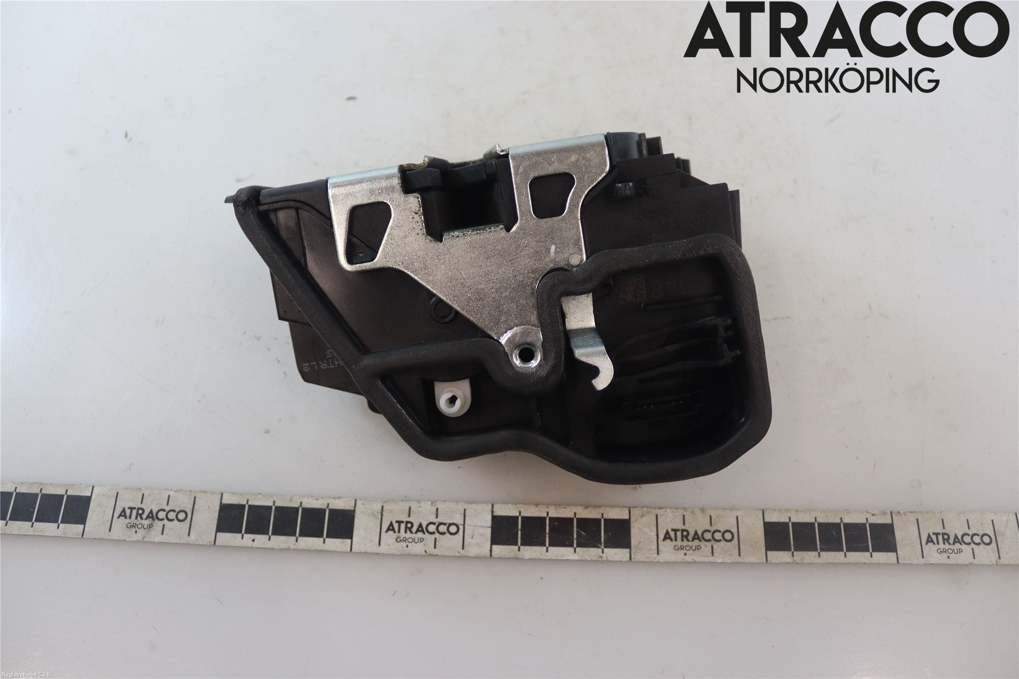 BMW 1 F20/F21 11-19 Låskista-Dörrlås