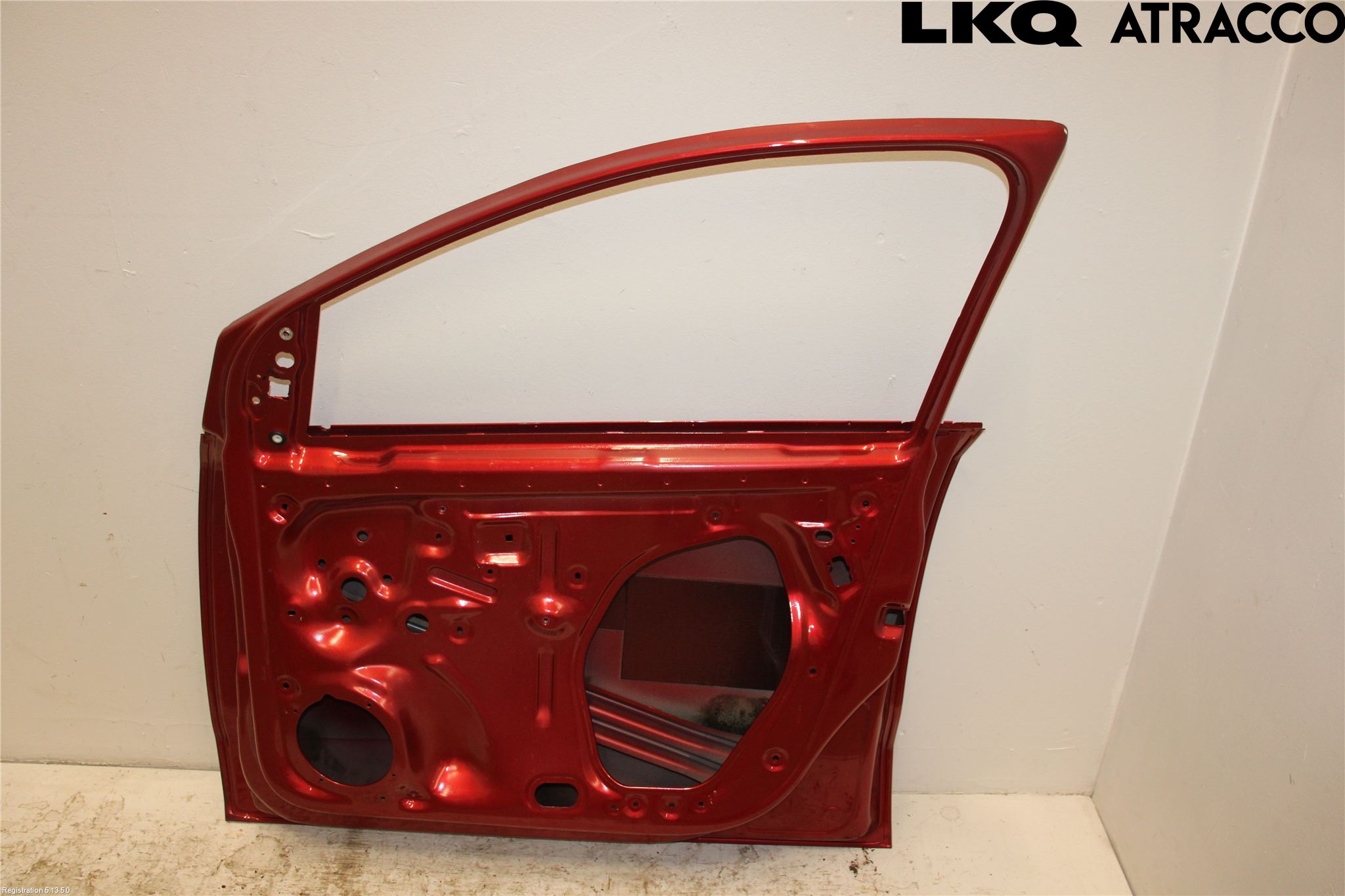 Volkswagen VW POLO 10-17 Dörr Fram Höger