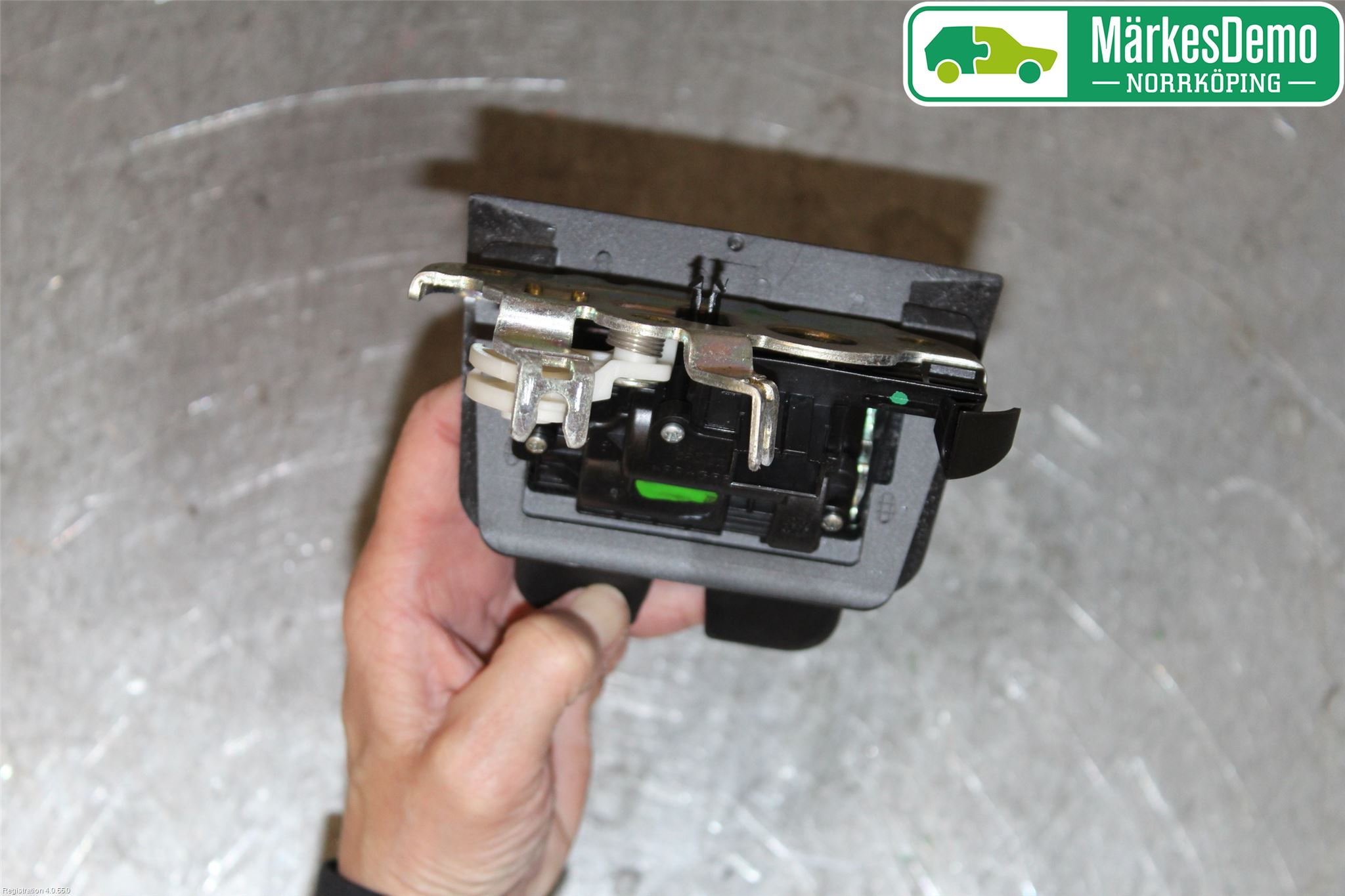 Audi A3/S3 8V 13-20 Låskista Baklucka