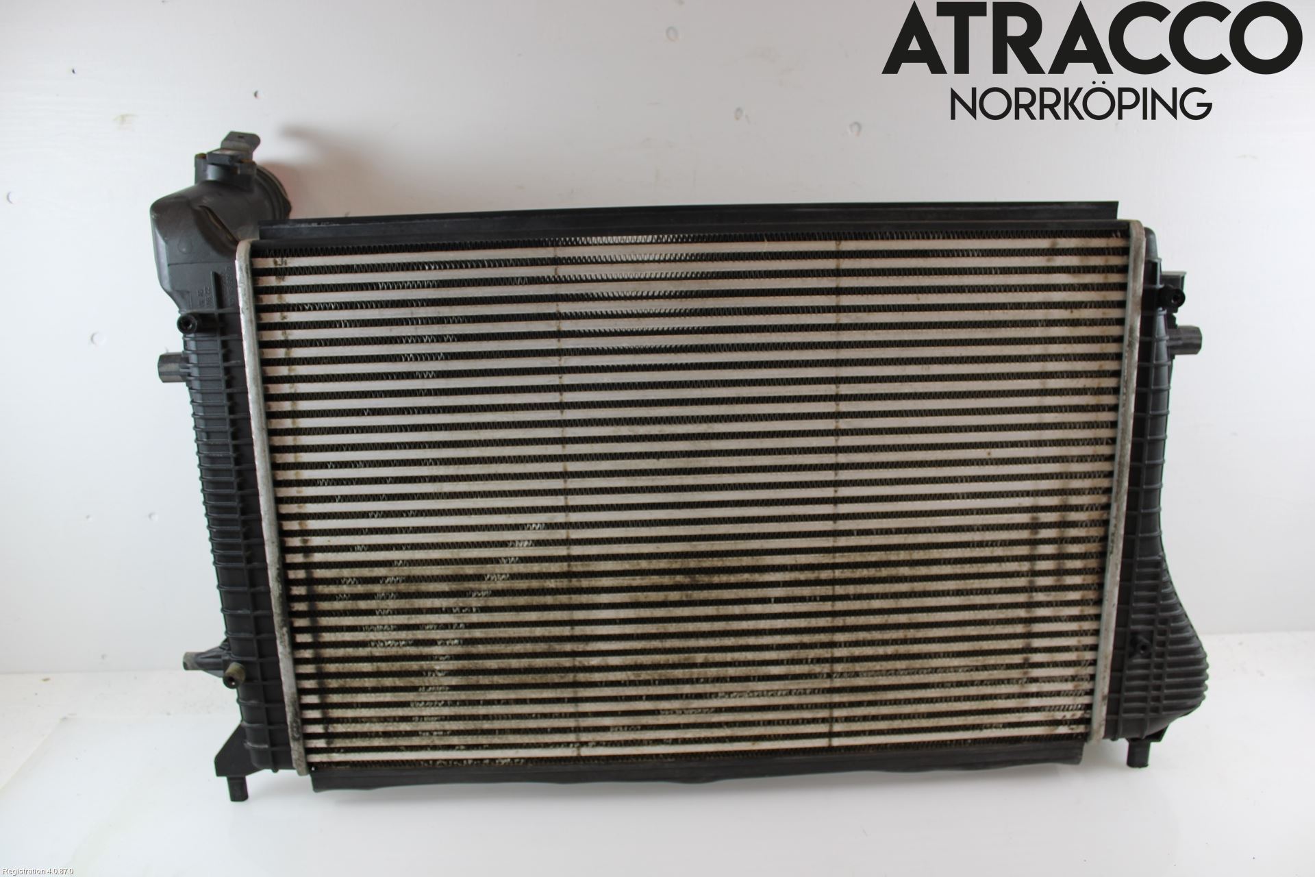 Volkswagen VW CADDY      04-10 Laddluft-Intercooler Kyl