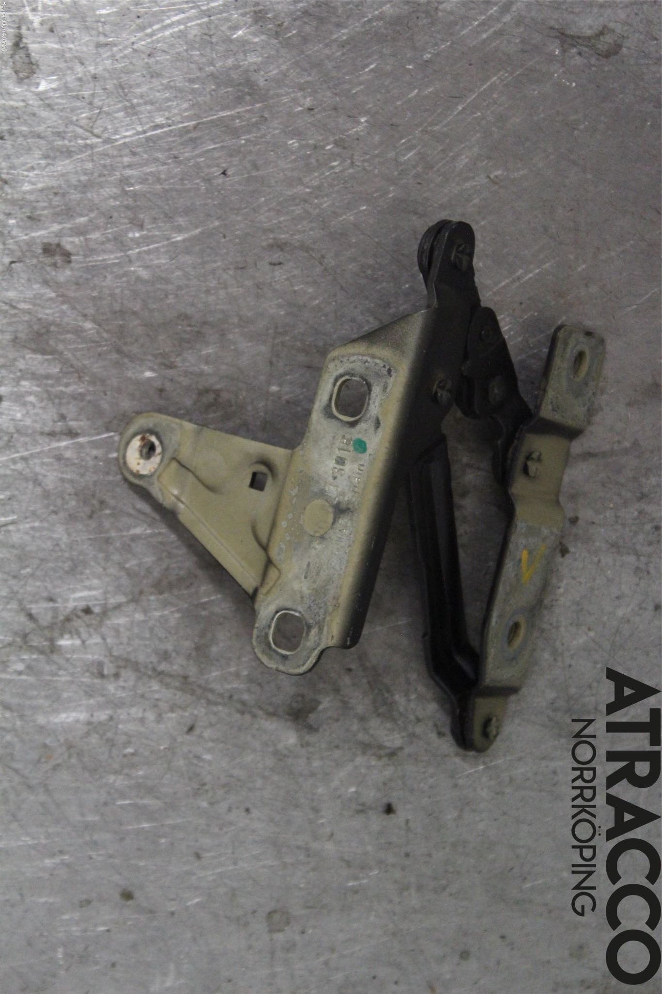 Seat ALTEA Huvgångjärn