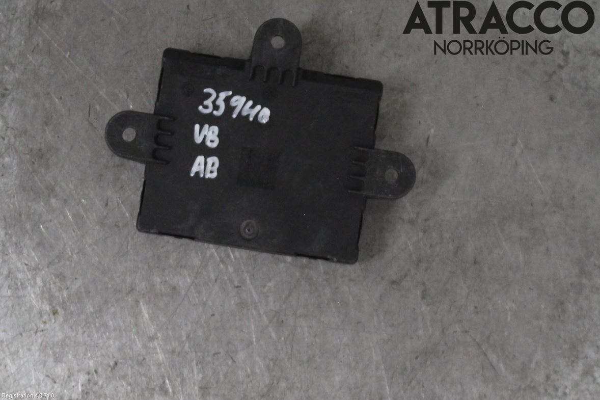 Volvo XC60 14-17 Styrenhet Dörr