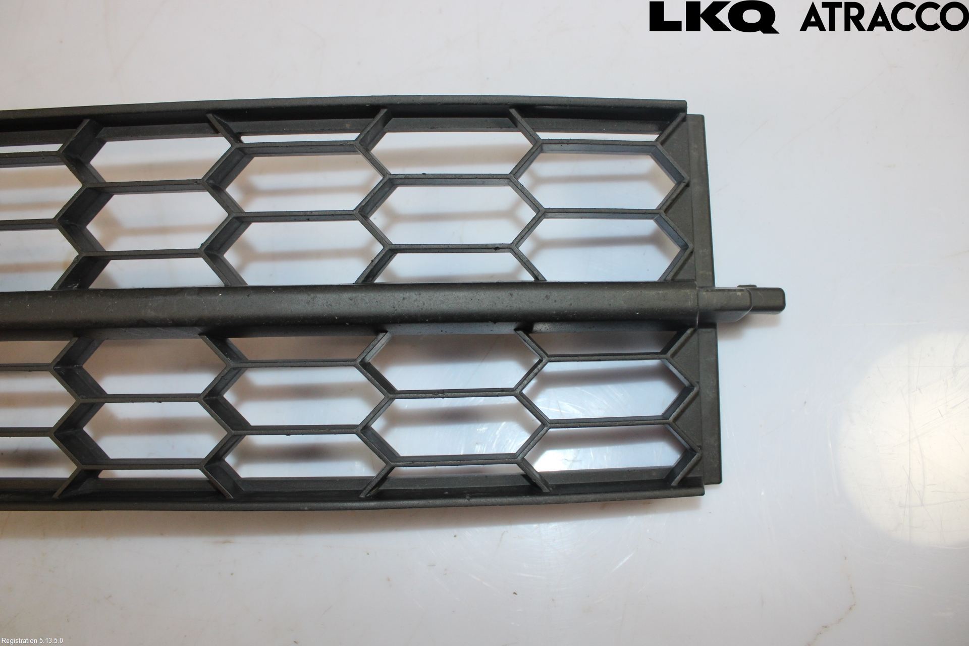 Skoda OCTAVIA (5E) 13-20 Grilldel Mitt