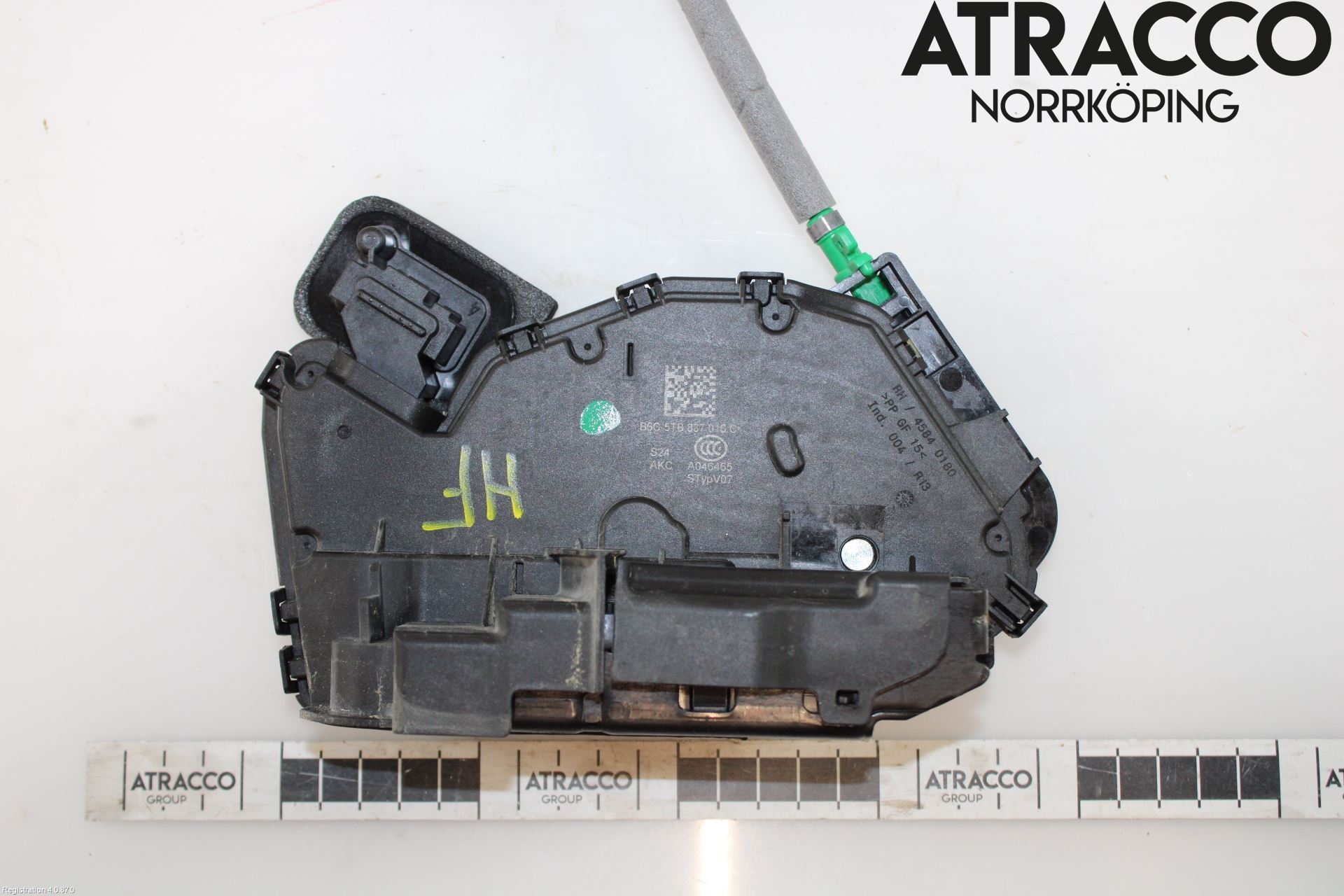 Audi Q3 F3 19- Låskista-Dörrlås