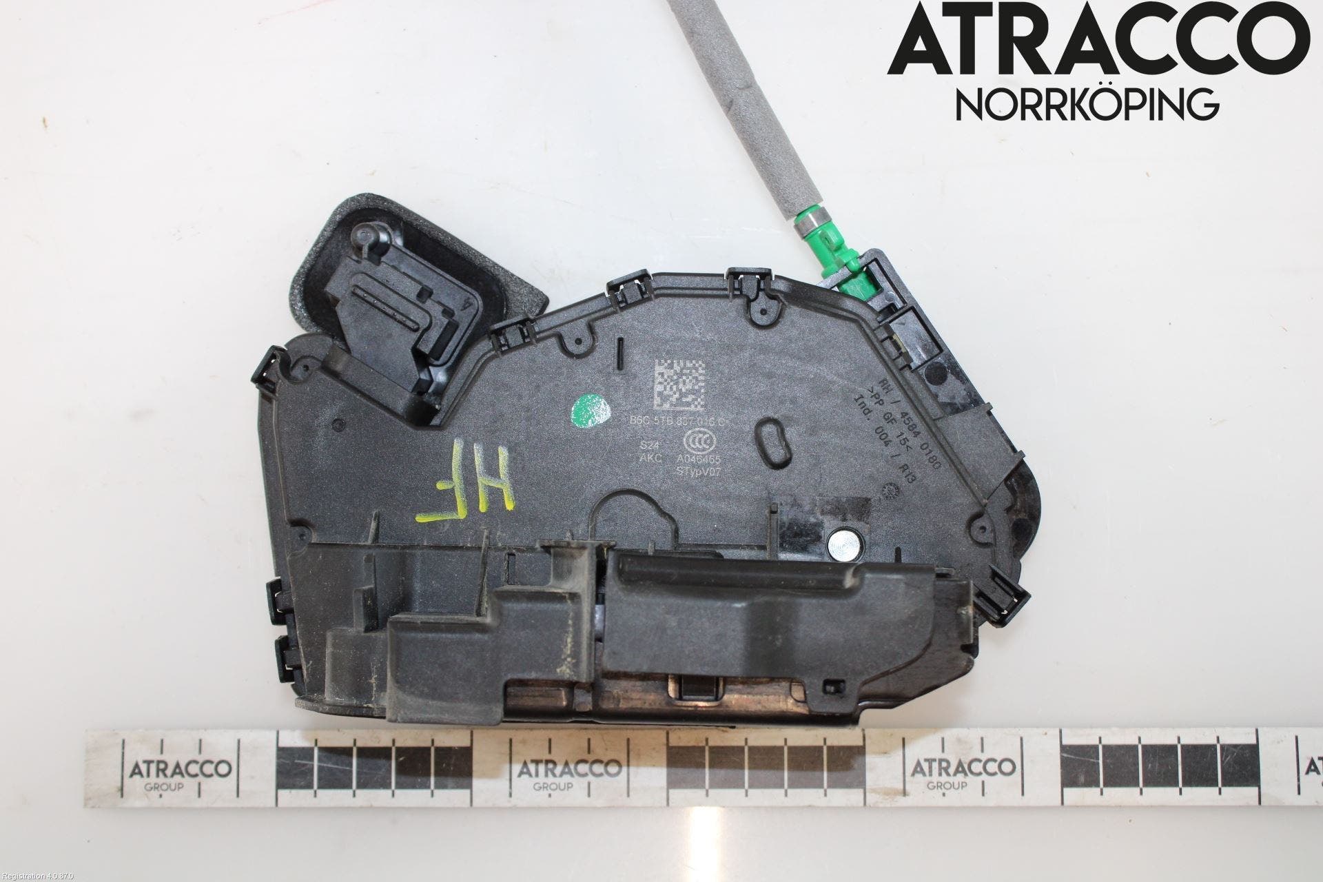 Audi Q3 F3 19- Låskista-Dörrlås