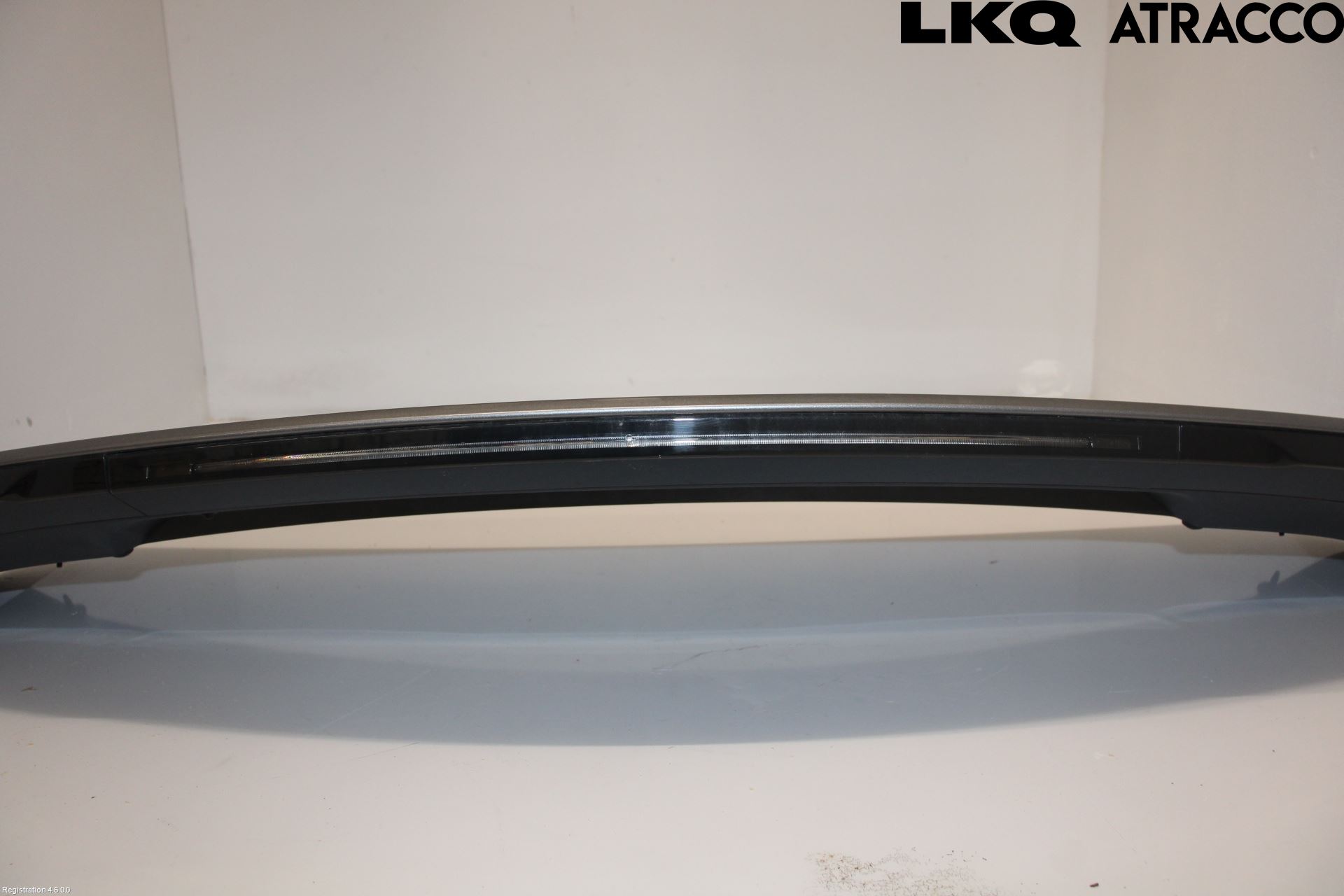 Jaguar F-PACE Spoiler Baklucka