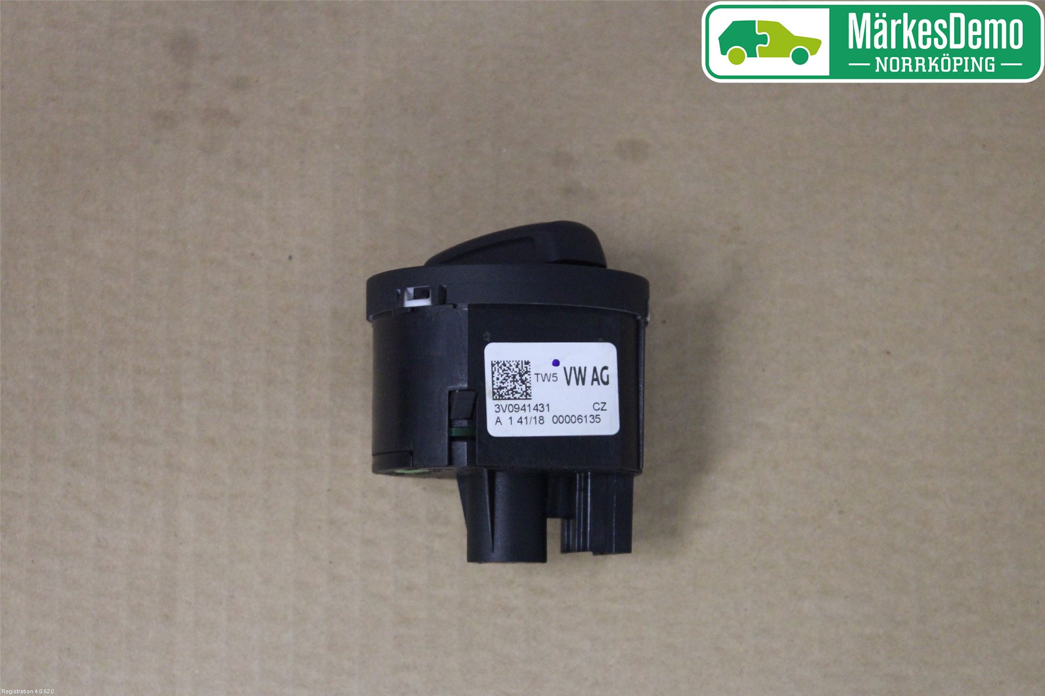 Skoda KAROQ 18- Strömställare Ljus