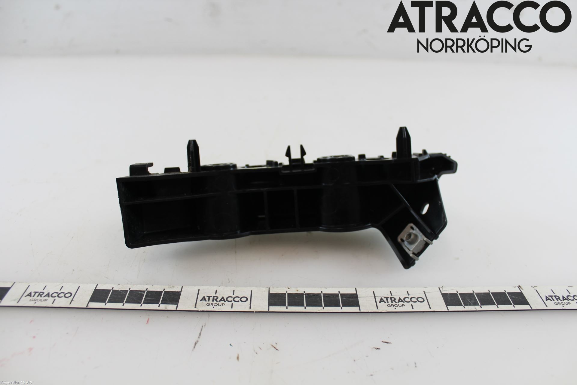 MG MARVEL R 22- Stötfångarfäste Fram Vä