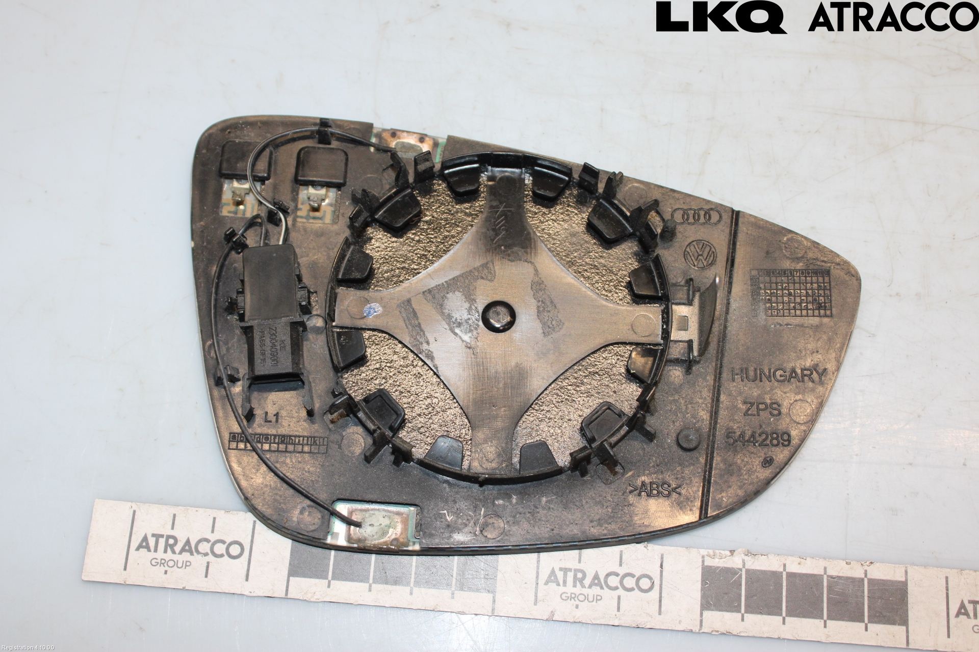 Volkswagen VW PASSAT 11-14 Spegelglas Vä